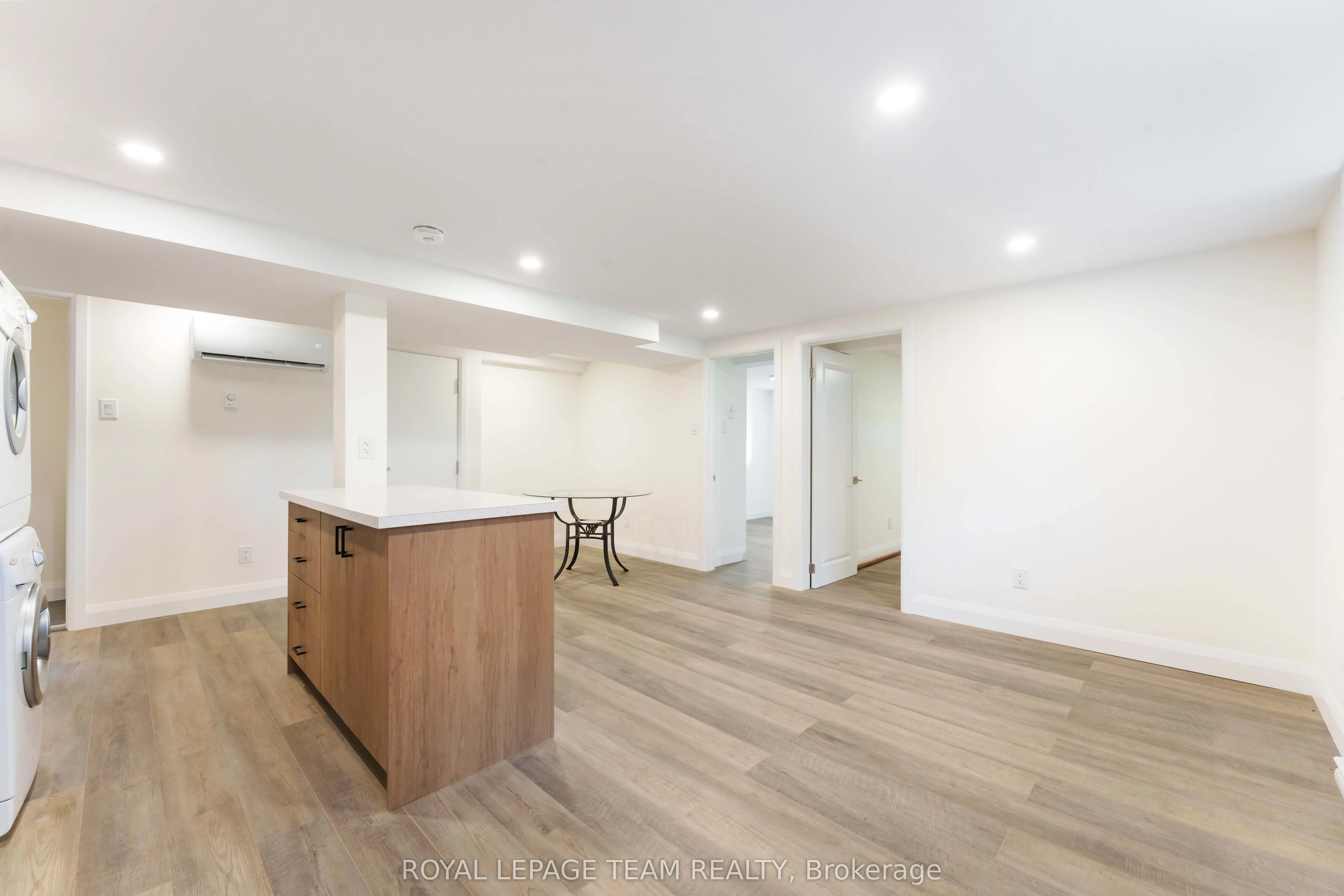 1587 Devon Street, ##2