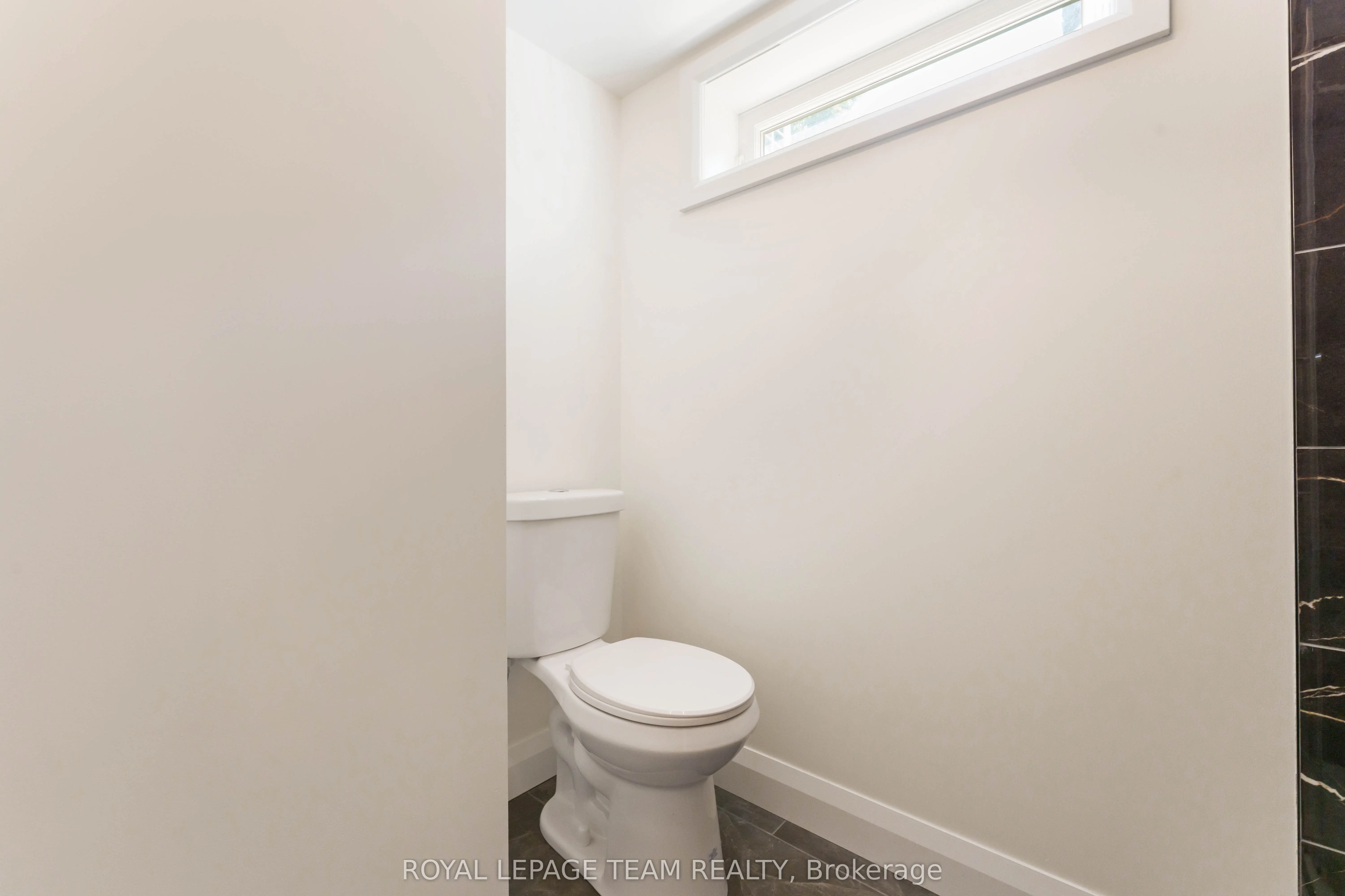 1587 Devon Street, ##2