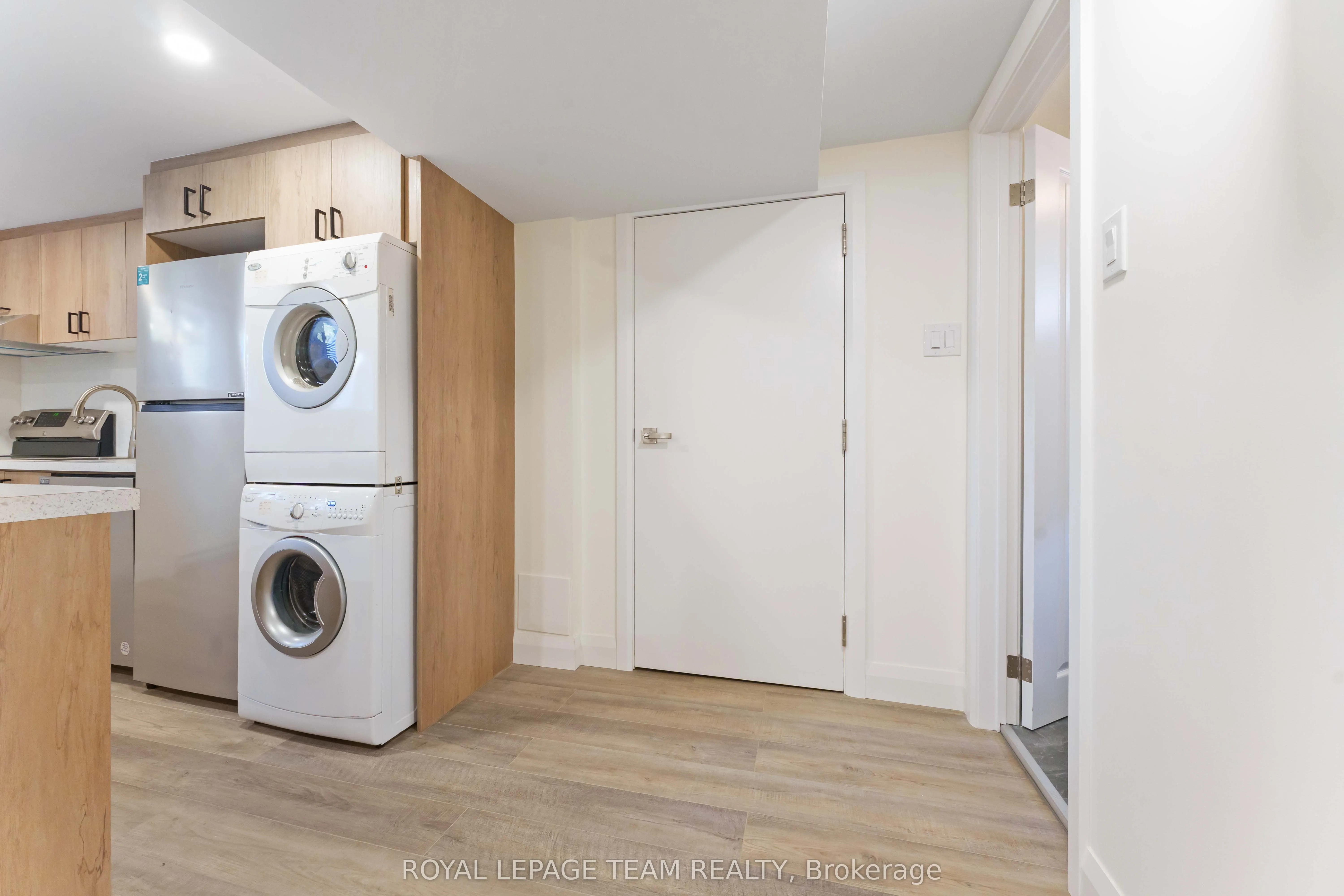 1587 Devon Street, ##2