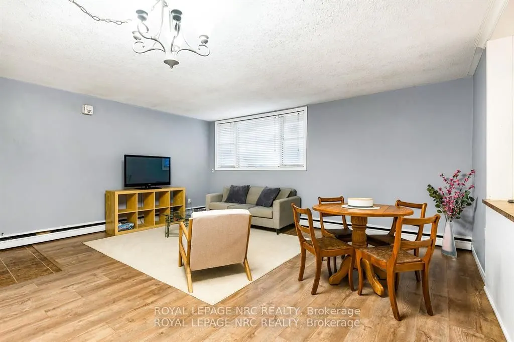 454 CARLTON Street, #7