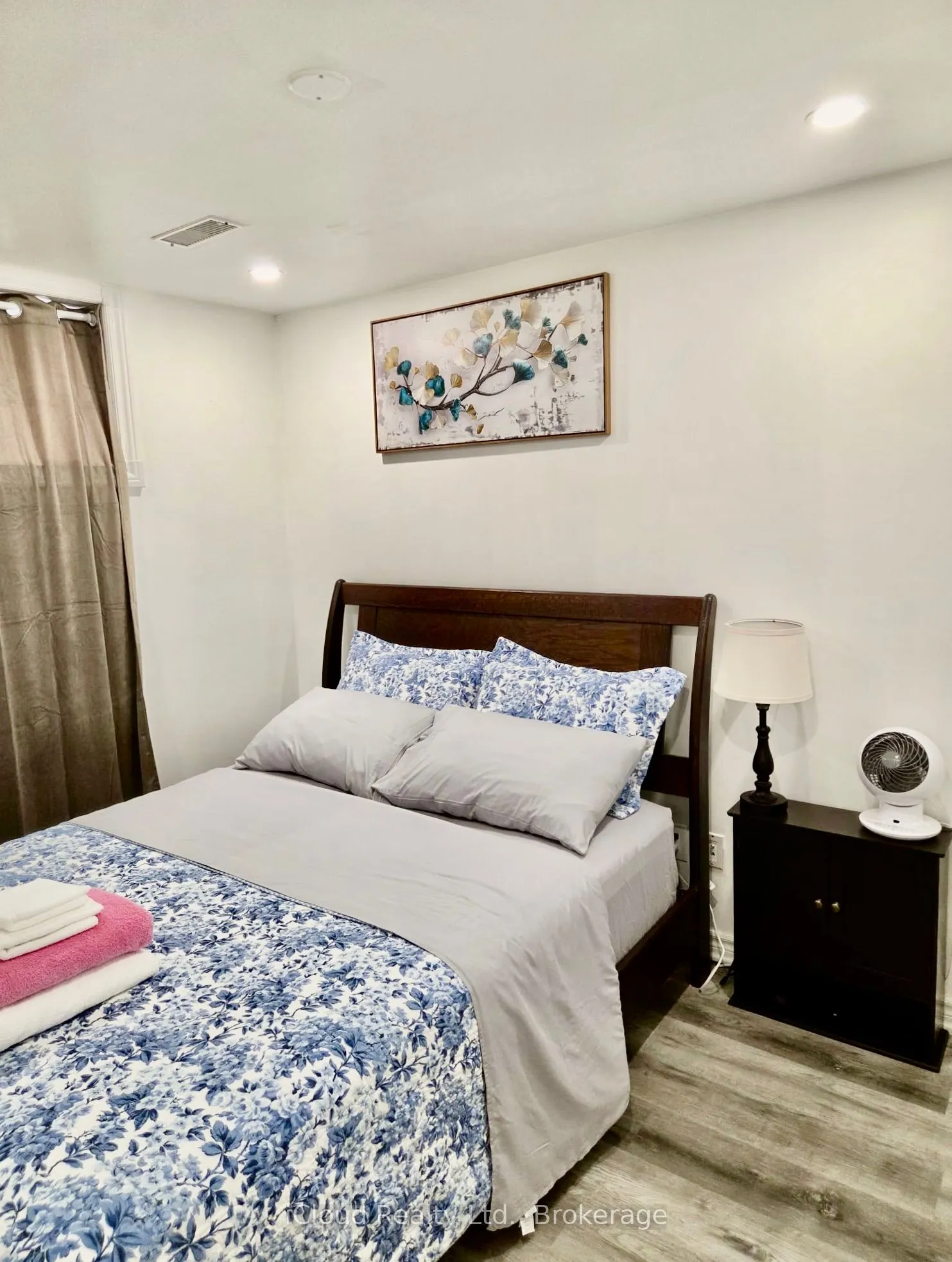 2586 Foxmeadow Road N, #Apartment 1, Room 1 and 2