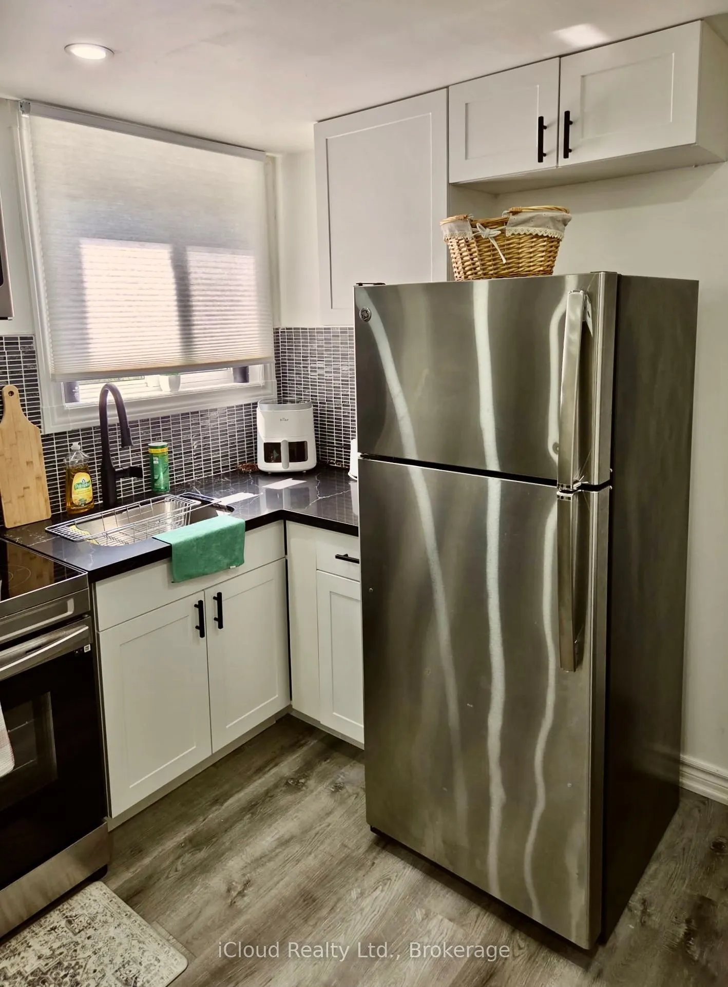 2586 Foxmeadow Road N, #Apartment 1, Room 1 and 2