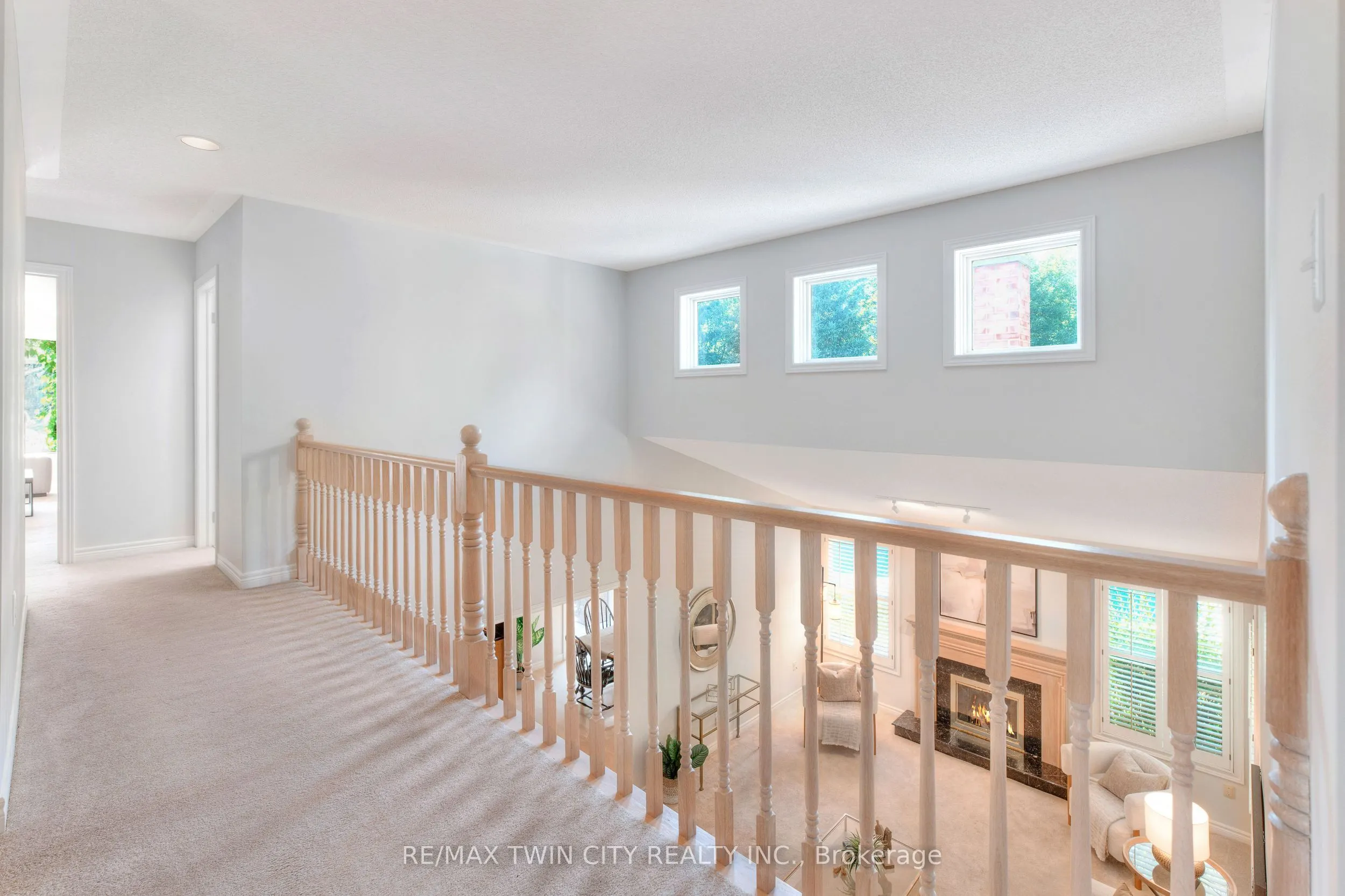 19 Huntingwood Court