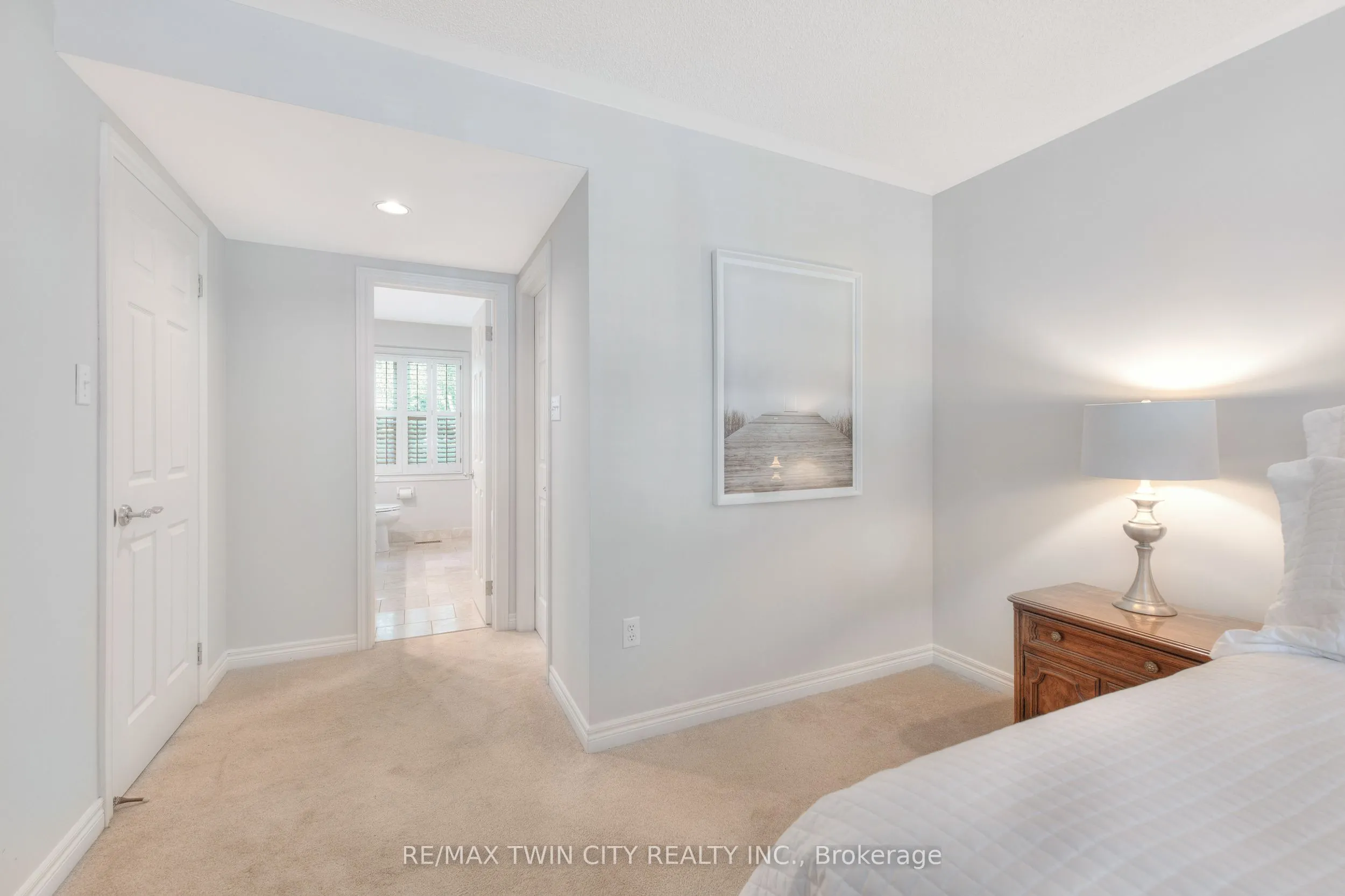 19 Huntingwood Court