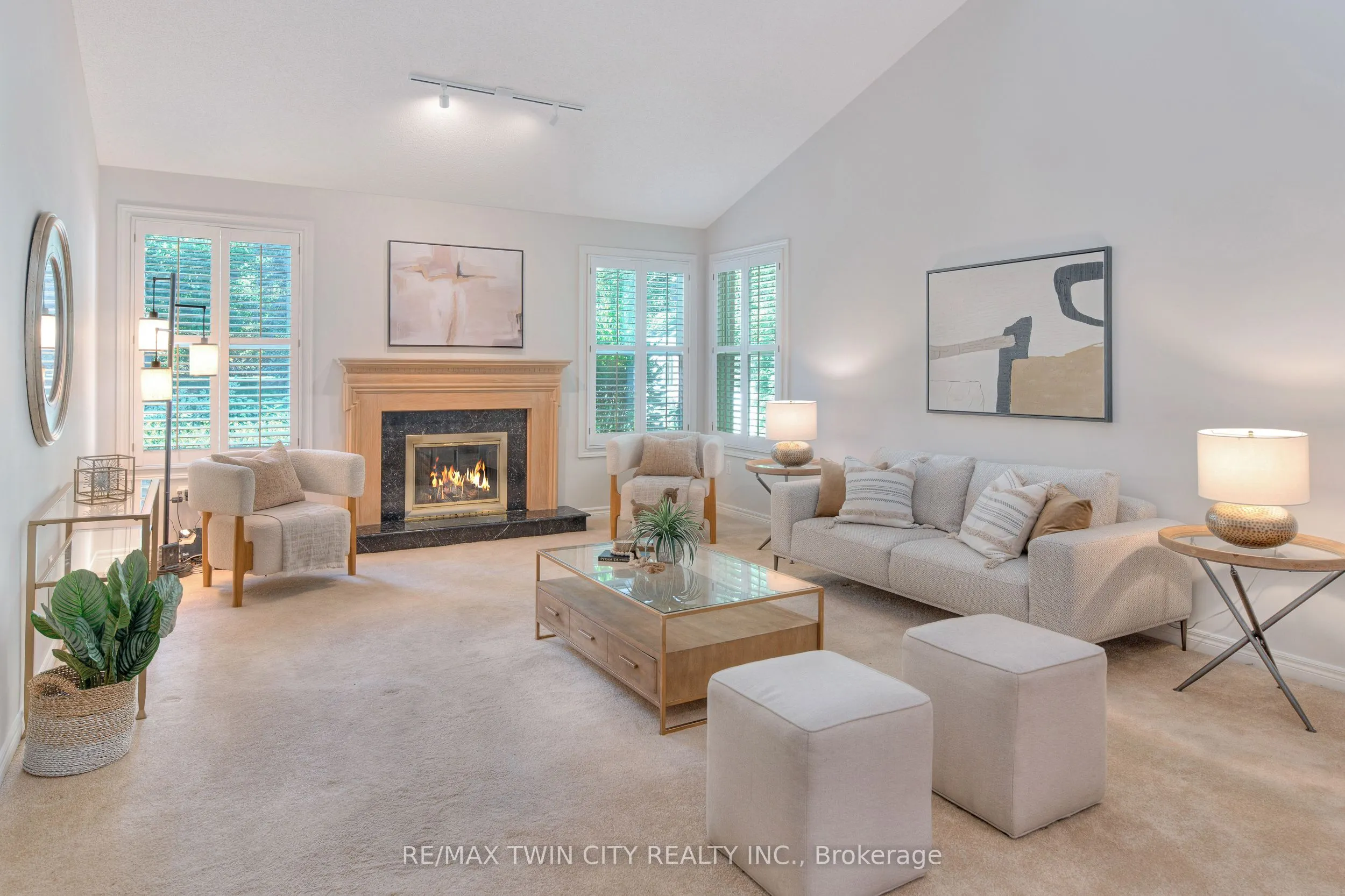19 Huntingwood Court