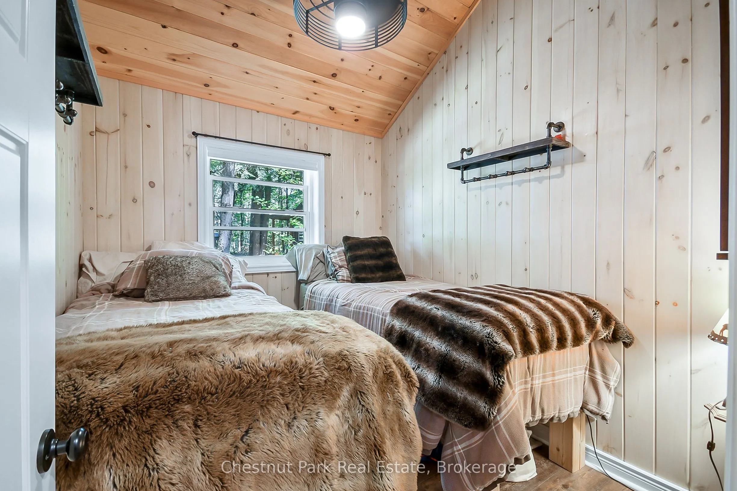 86 Taylor Island