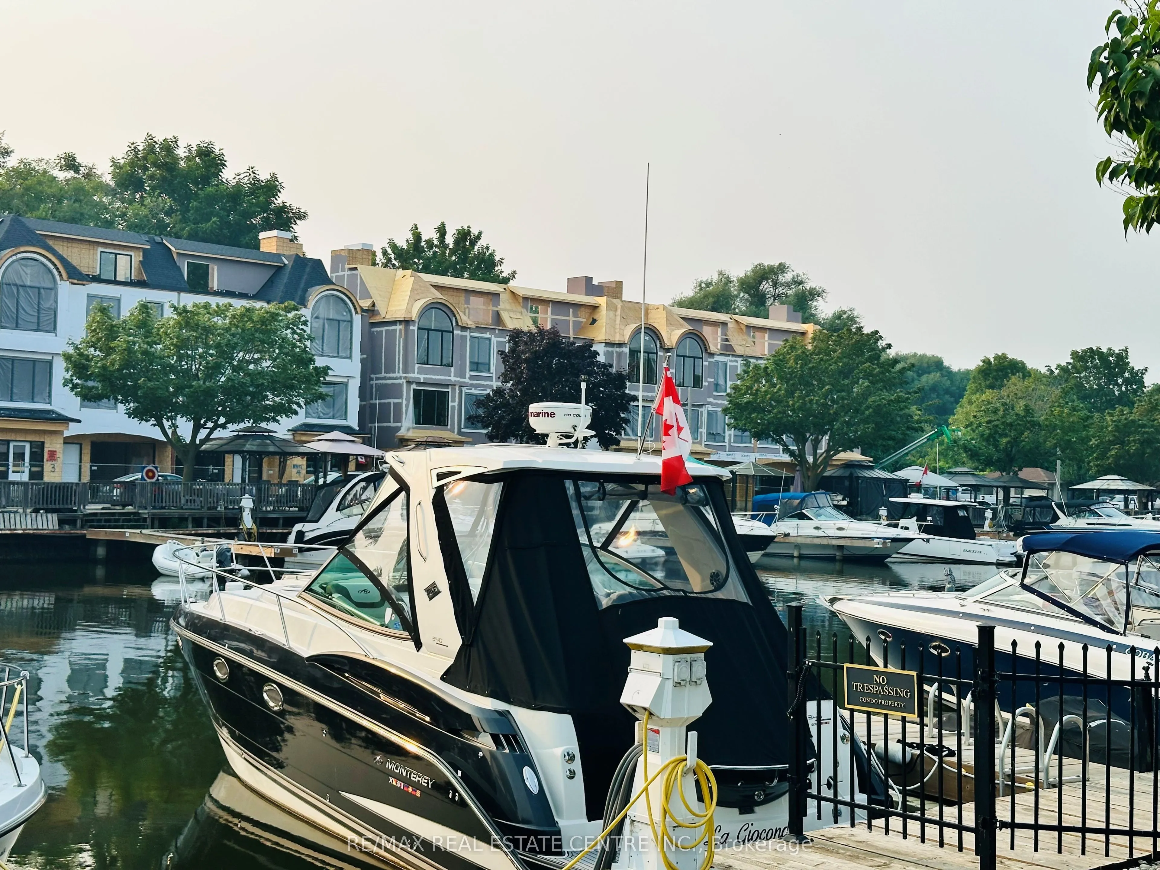TH -3 HARBOUR,INSPIRATION POINT Street, #TH - 3