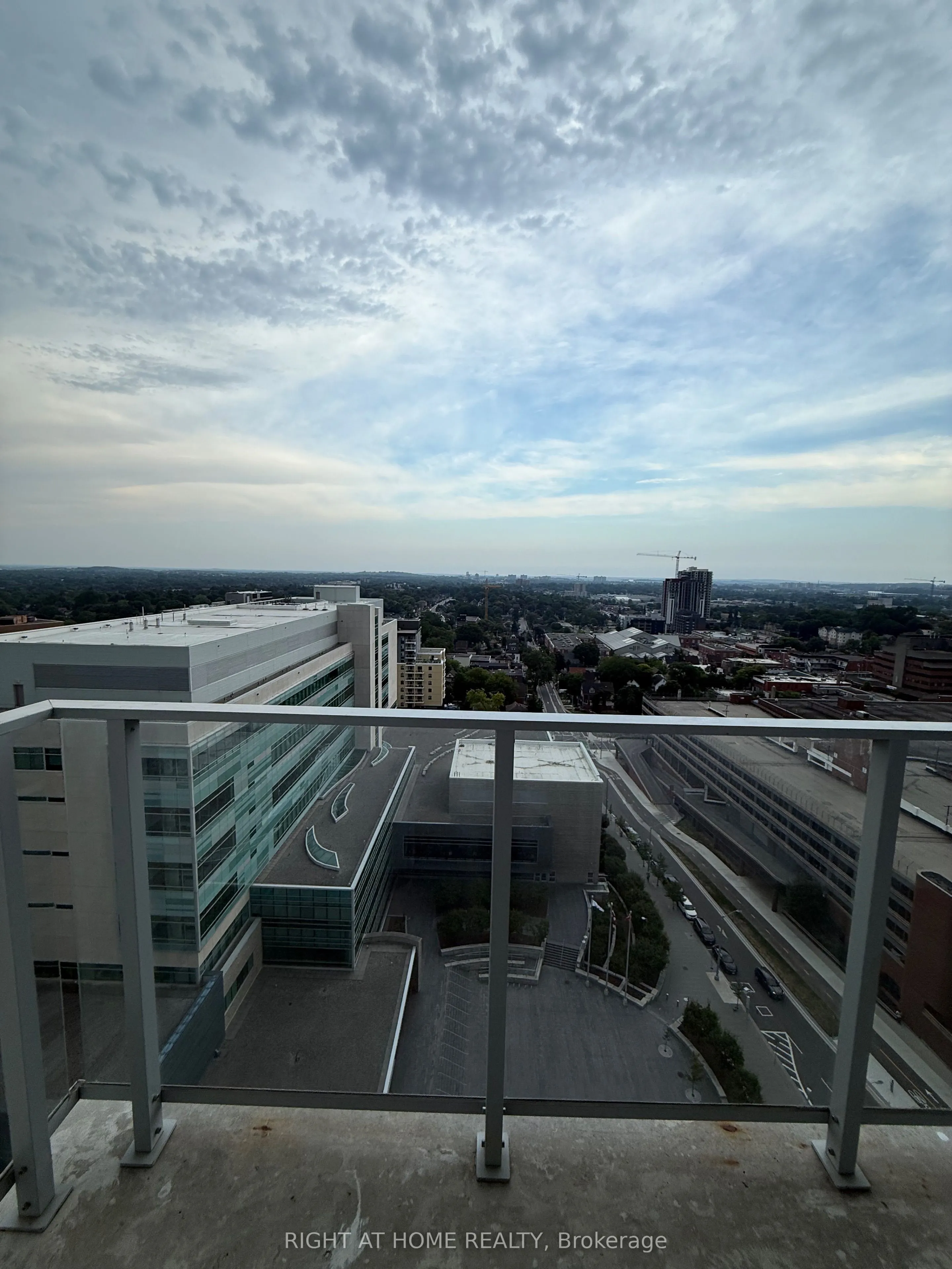 60 FREDERICK Street, #1702