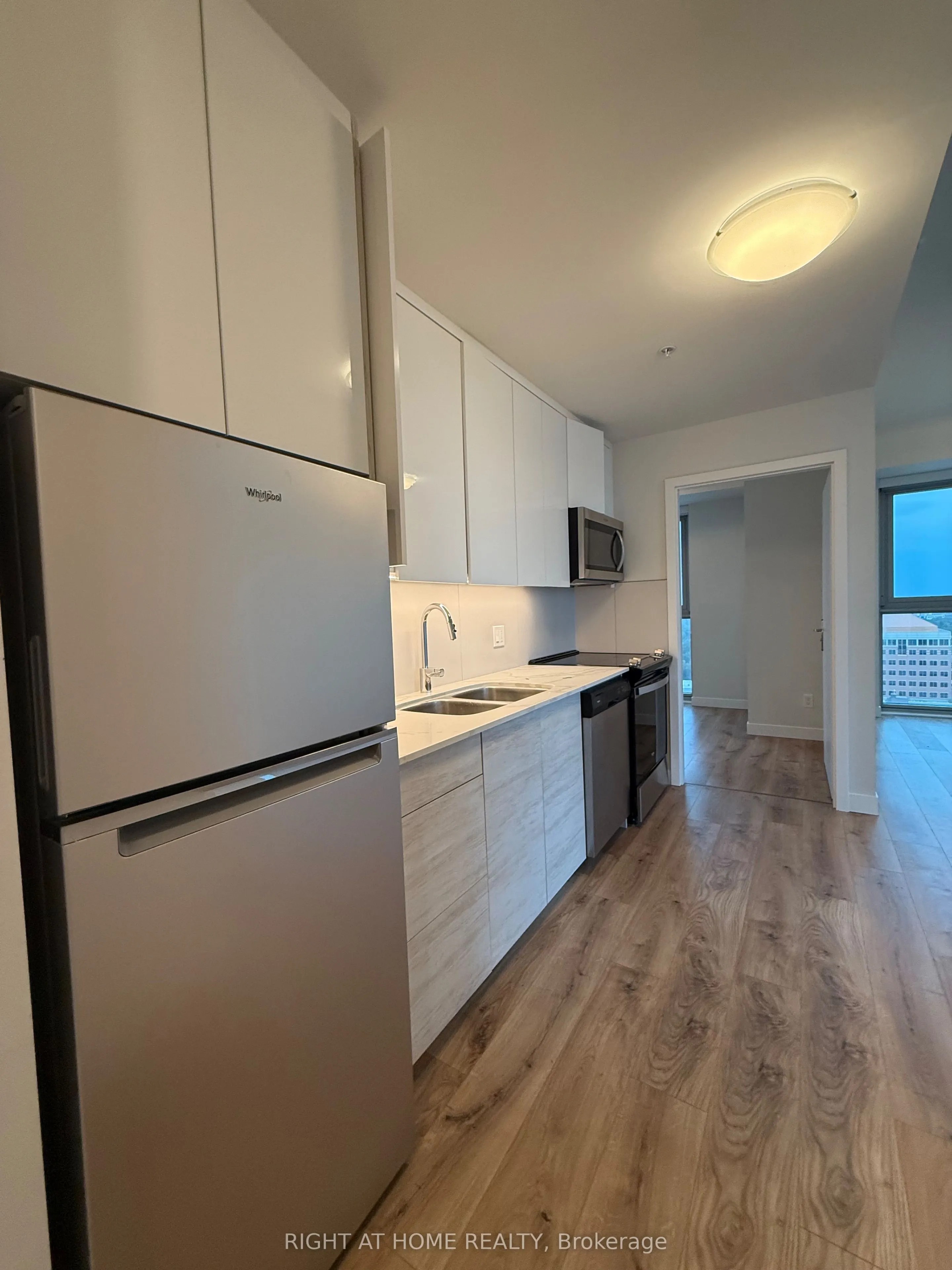 60 FREDERICK Street, #1702