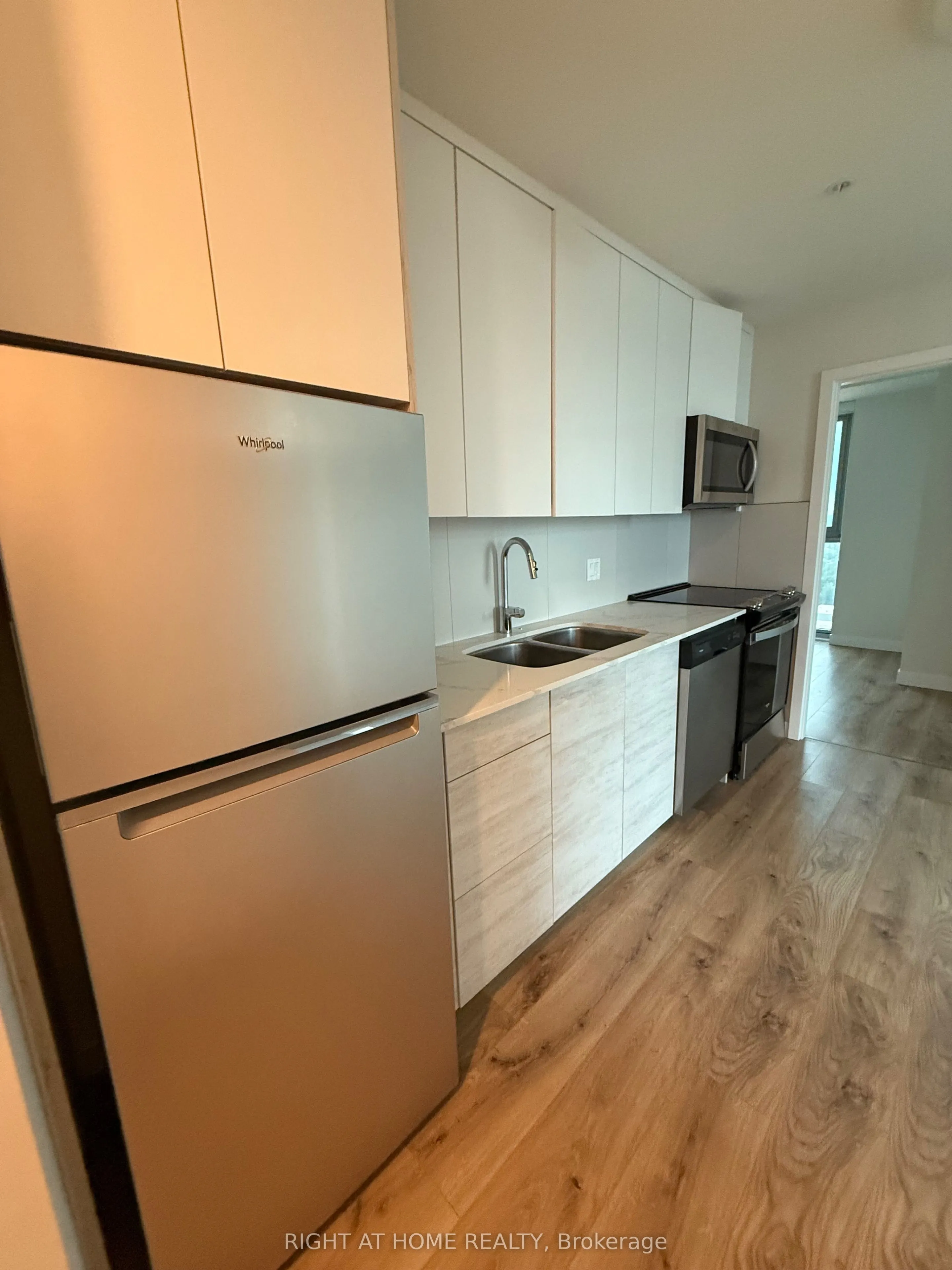 60 FREDERICK Street, #1702