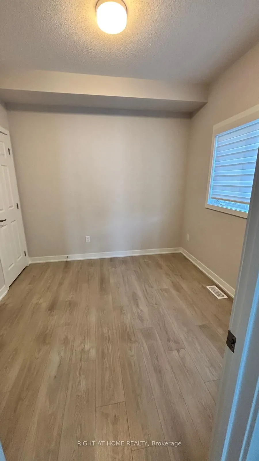 42 Stitch Mews