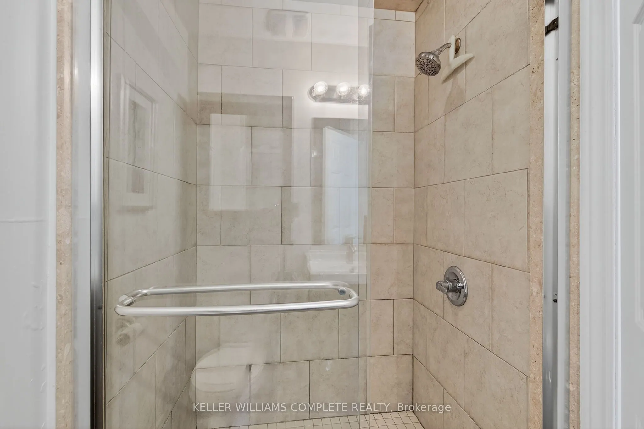 21 atessa Drive, #3