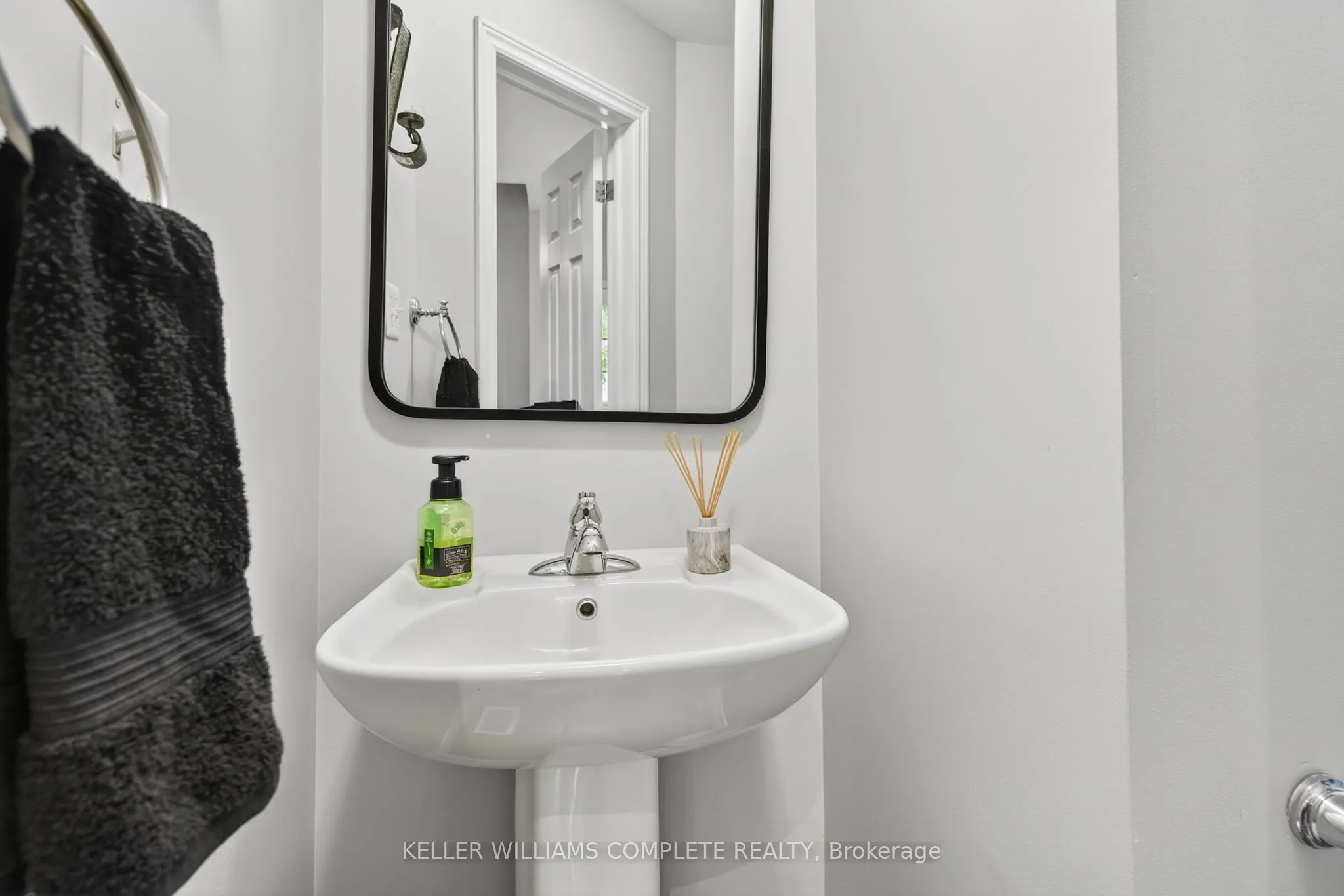 21 atessa Drive, #3