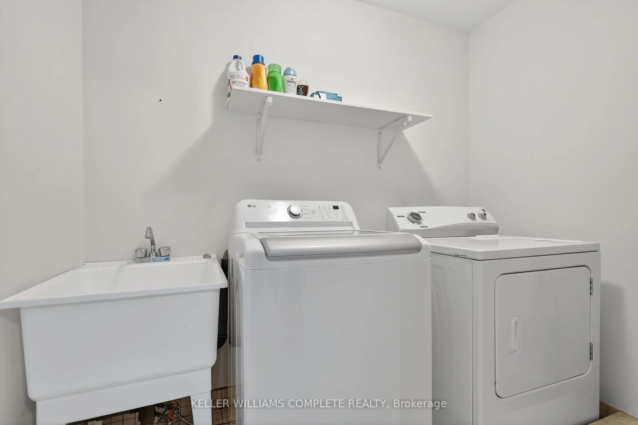 21 atessa Drive, #3