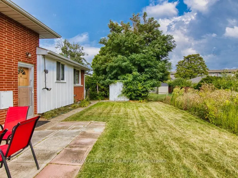 230 Lakeshore Road