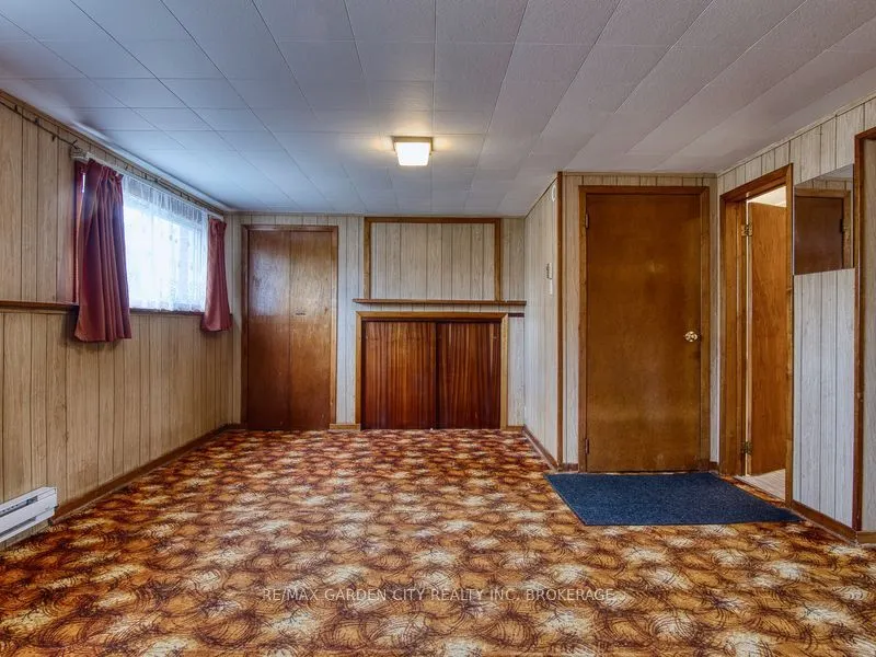 230 Lakeshore Road
