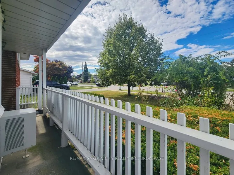 230 Lakeshore Road