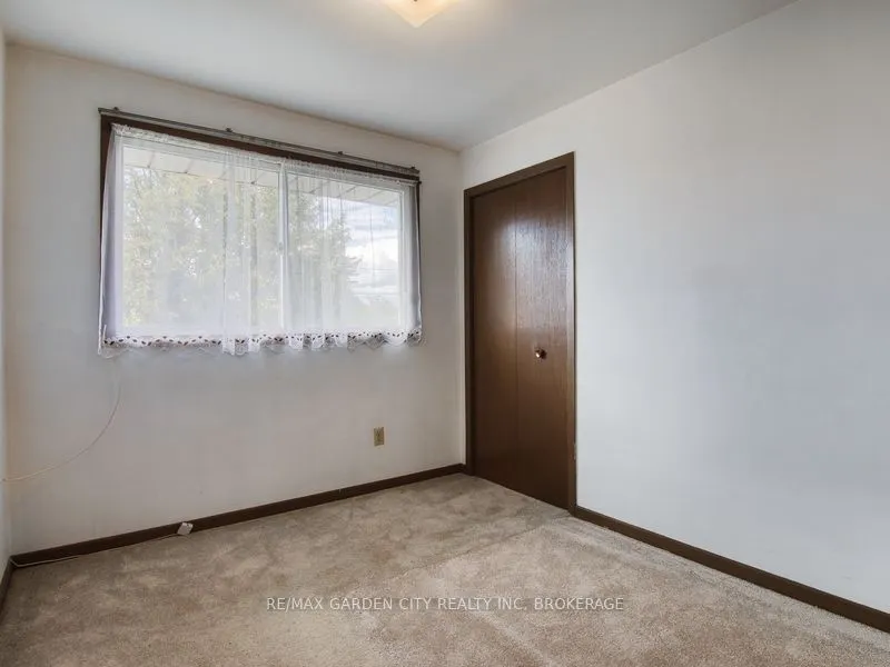 230 Lakeshore Road