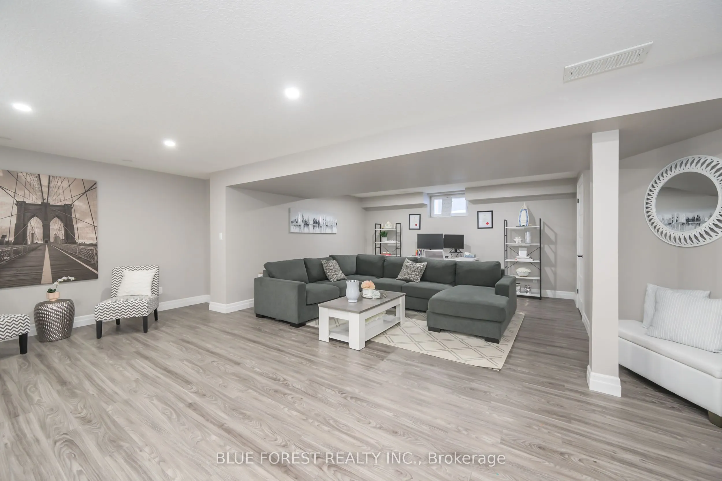 1835 CEDARPARK Drive