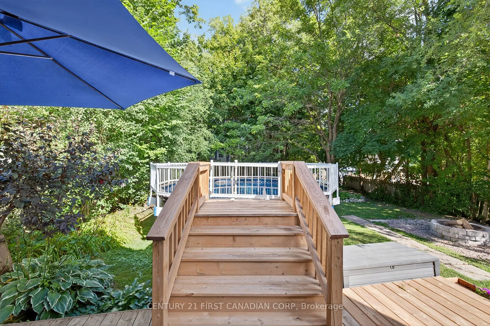 565 RINGTON Crescent