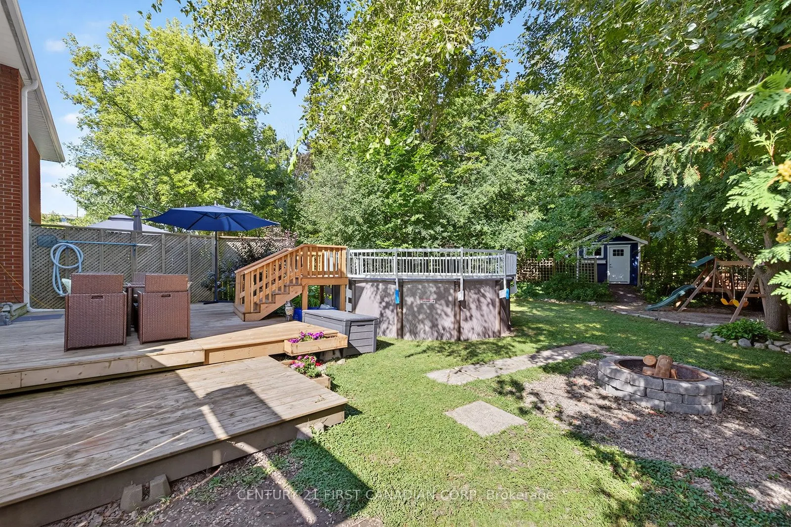 565 RINGTON Crescent