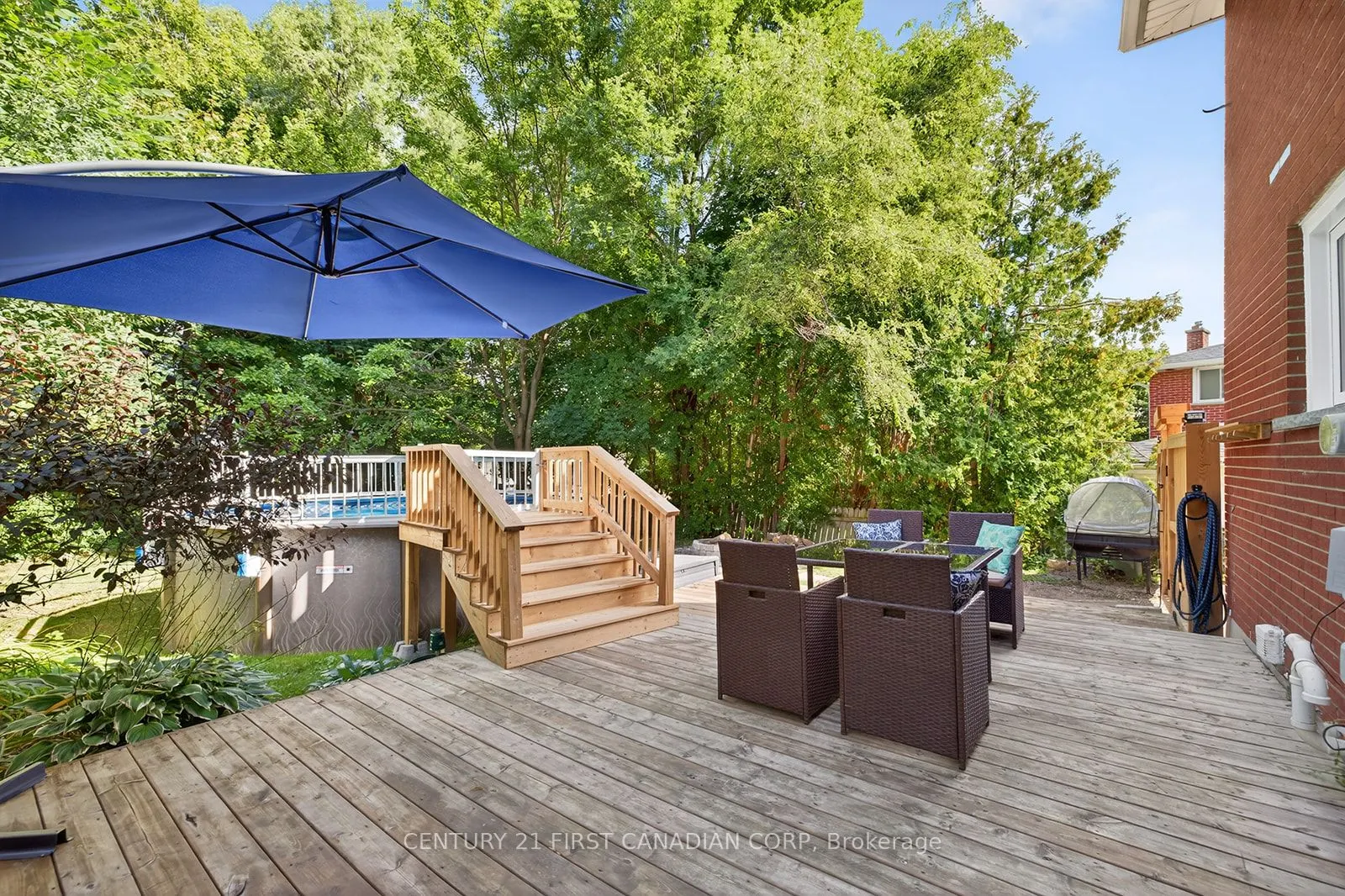 565 RINGTON Crescent