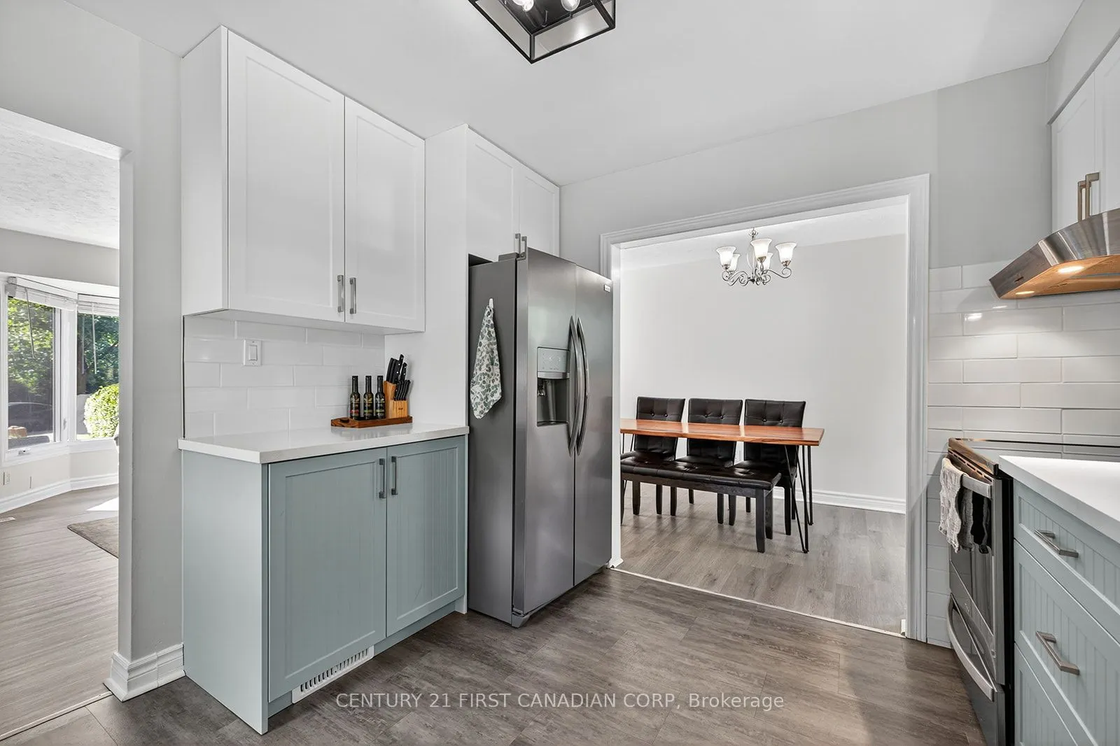 565 RINGTON Crescent