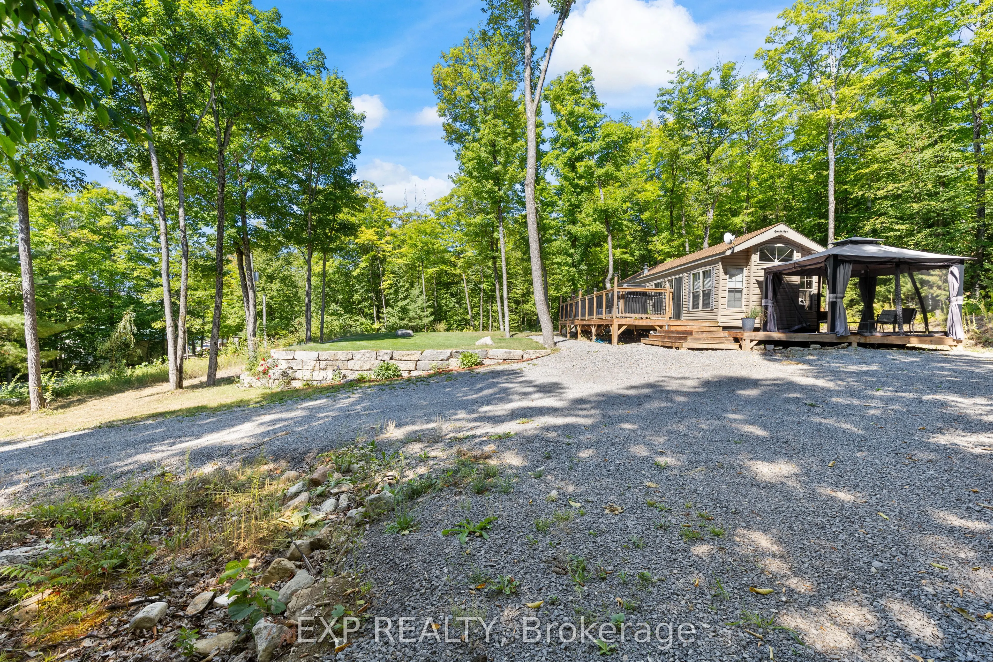 196 Maple Grove Lane