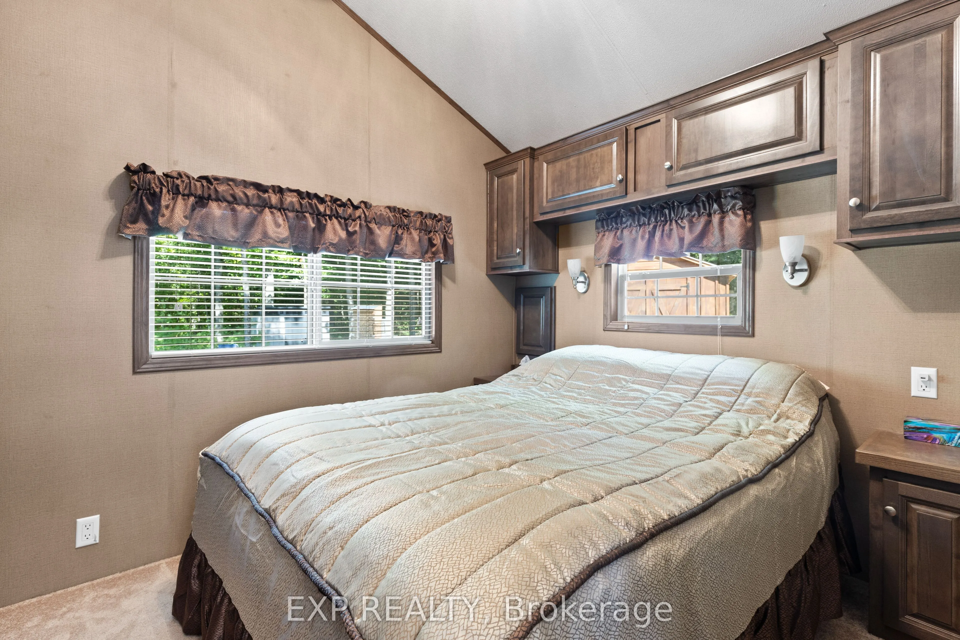 196 Maple Grove Lane