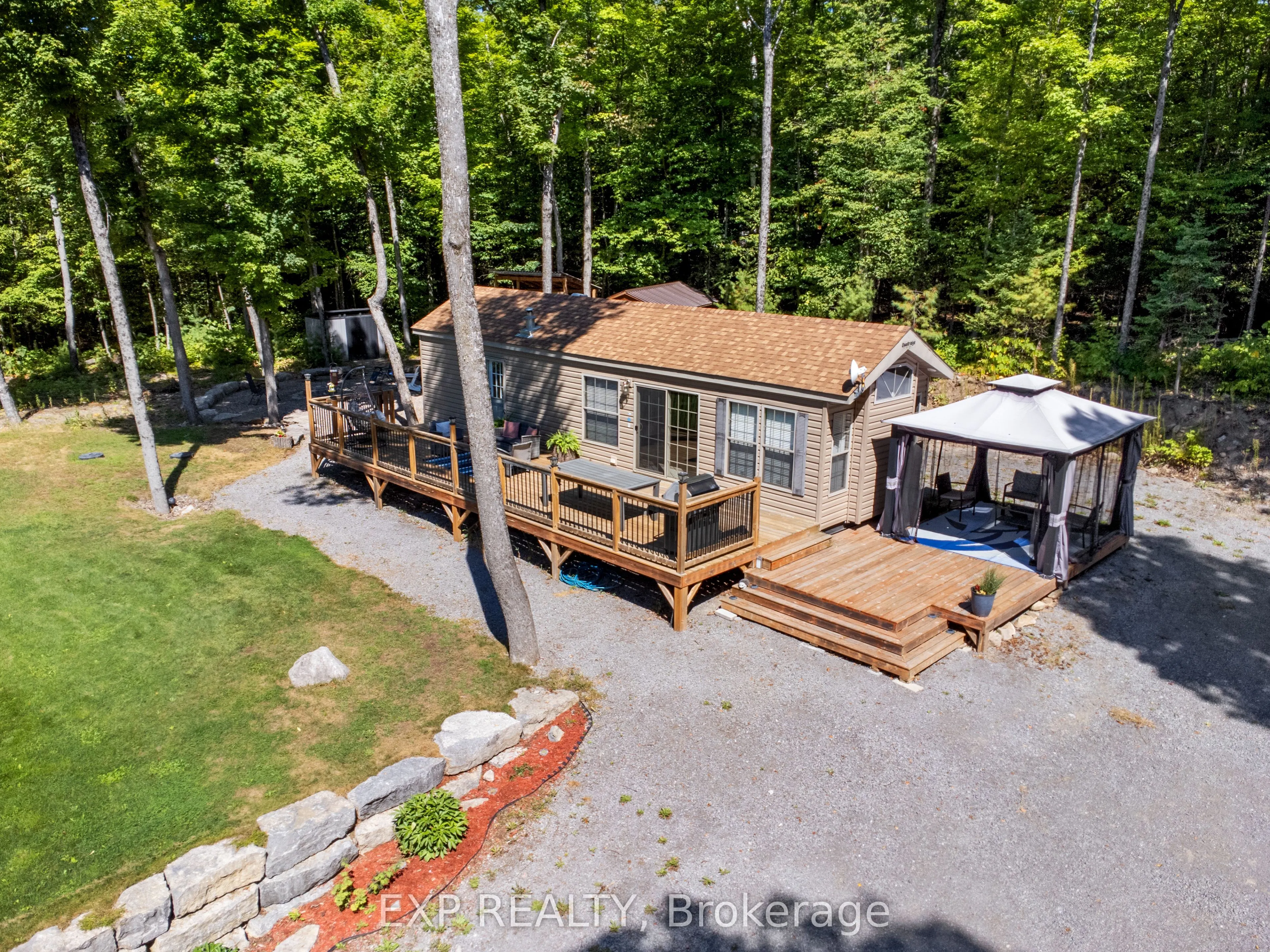 196 Maple Grove Lane