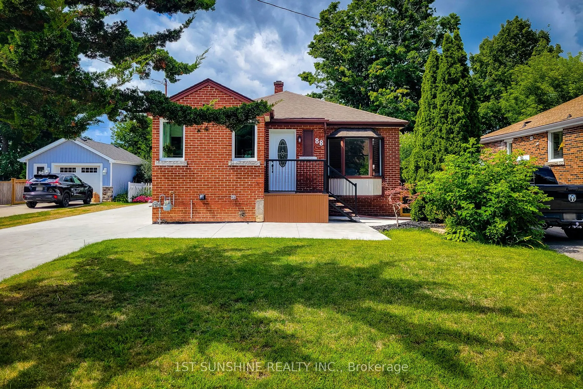 88 Fiddlers Green Road