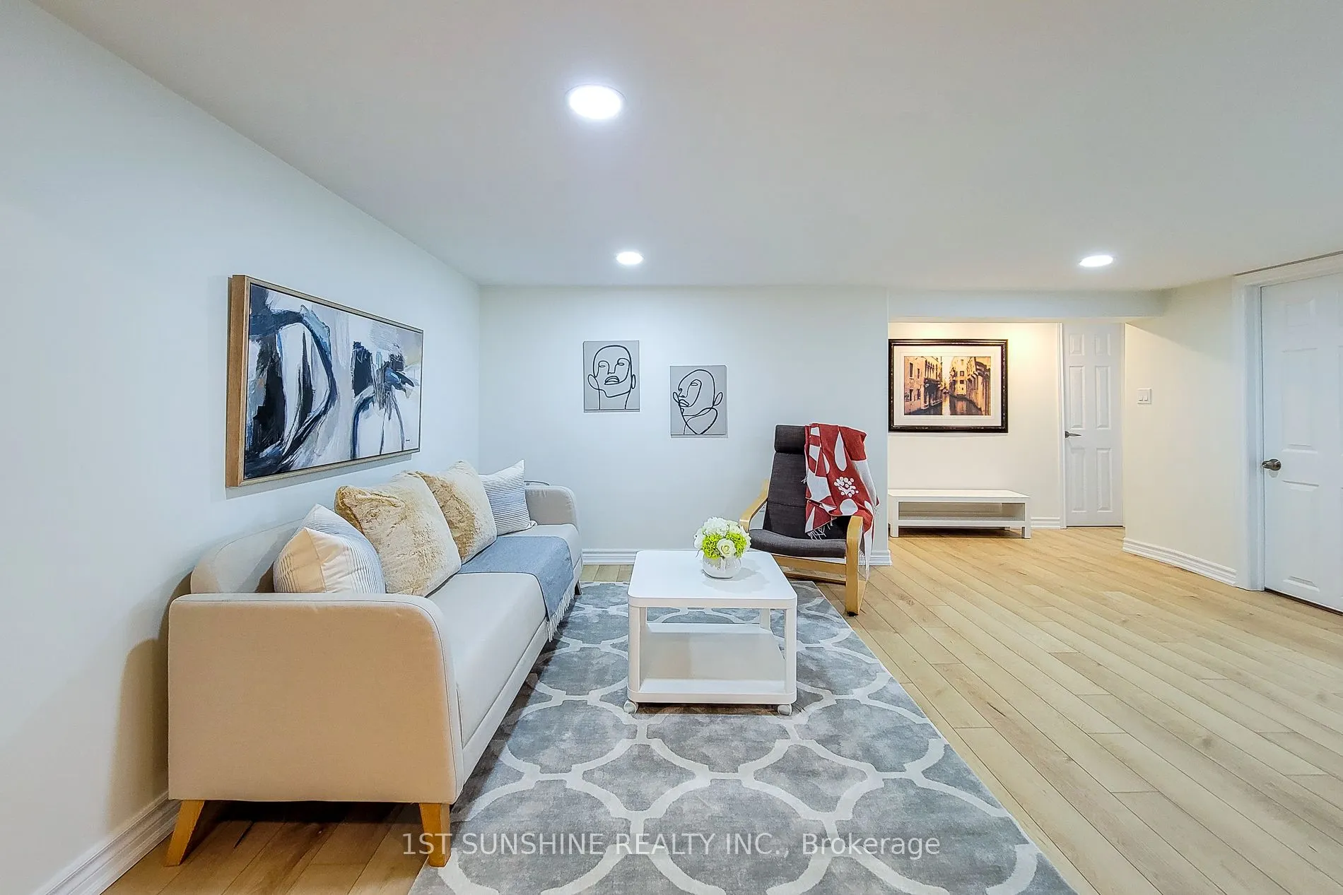 88 Fiddlers Green Road
