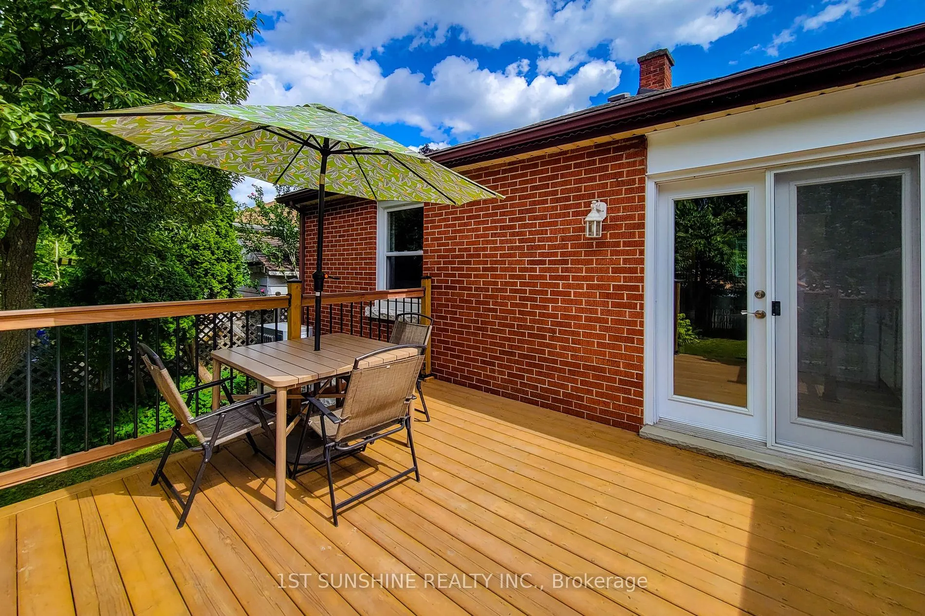 88 Fiddlers Green Road
