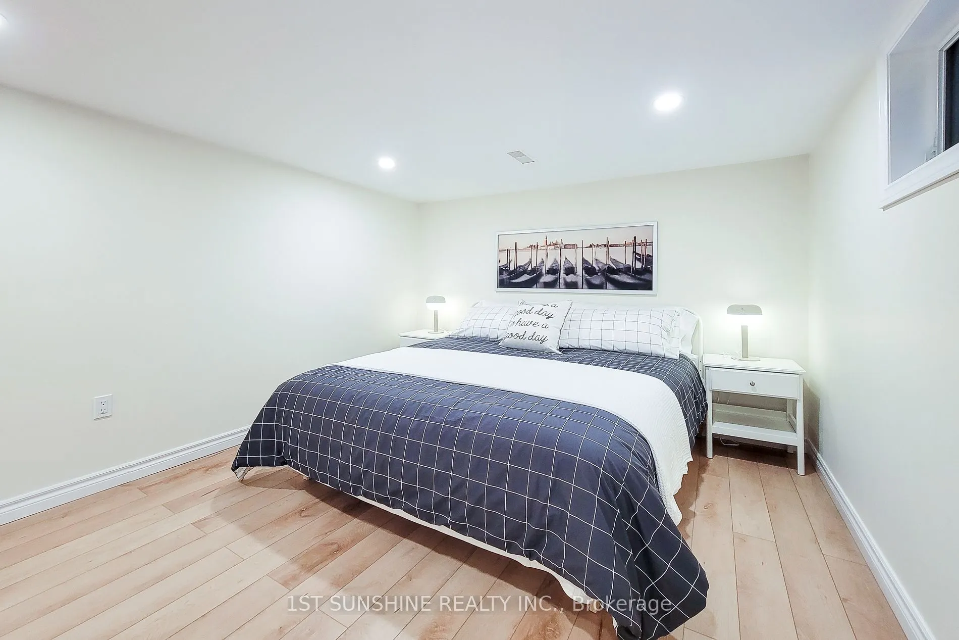 88 Fiddlers Green Road