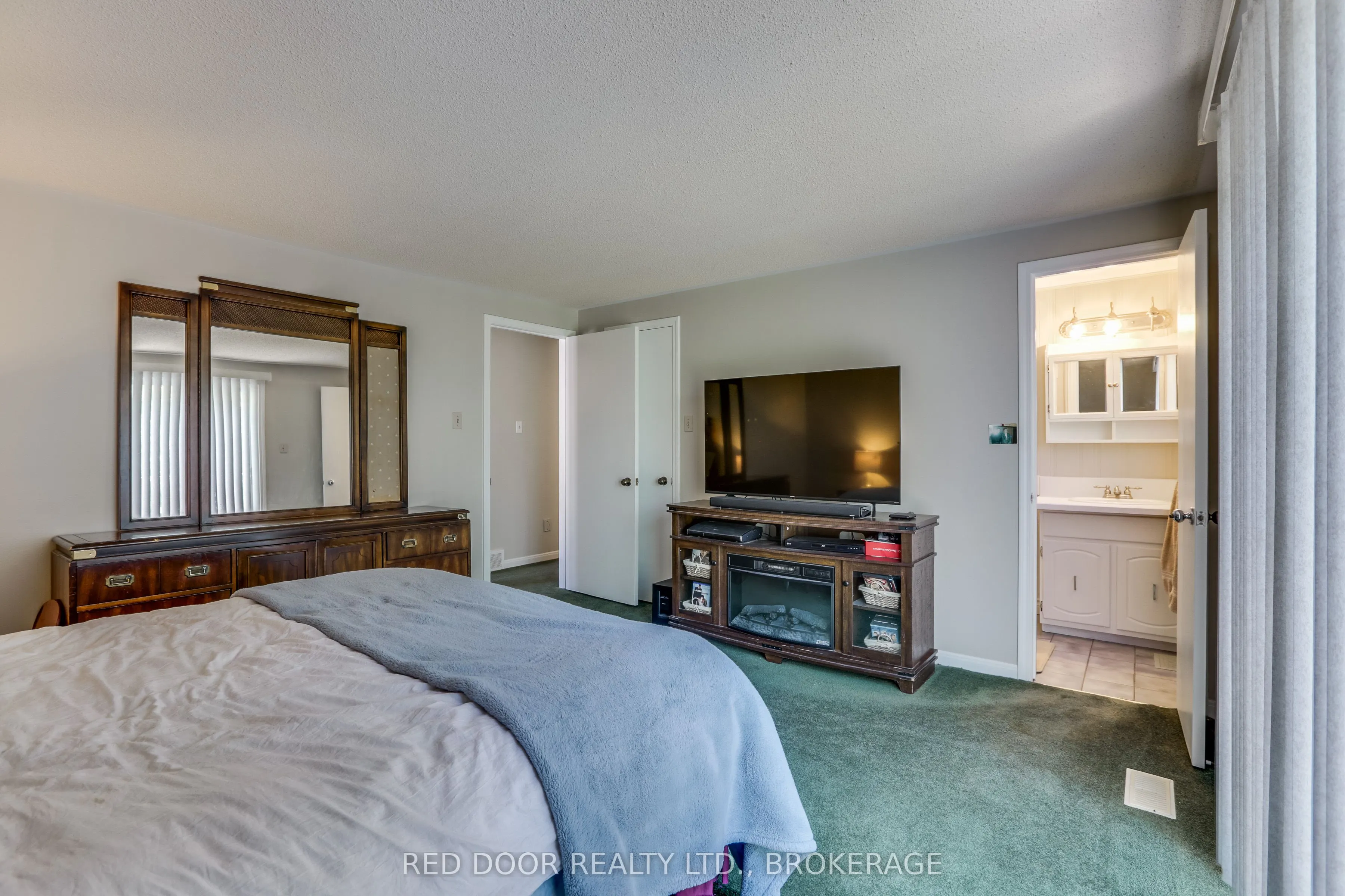 79 Greenbrier Crescent