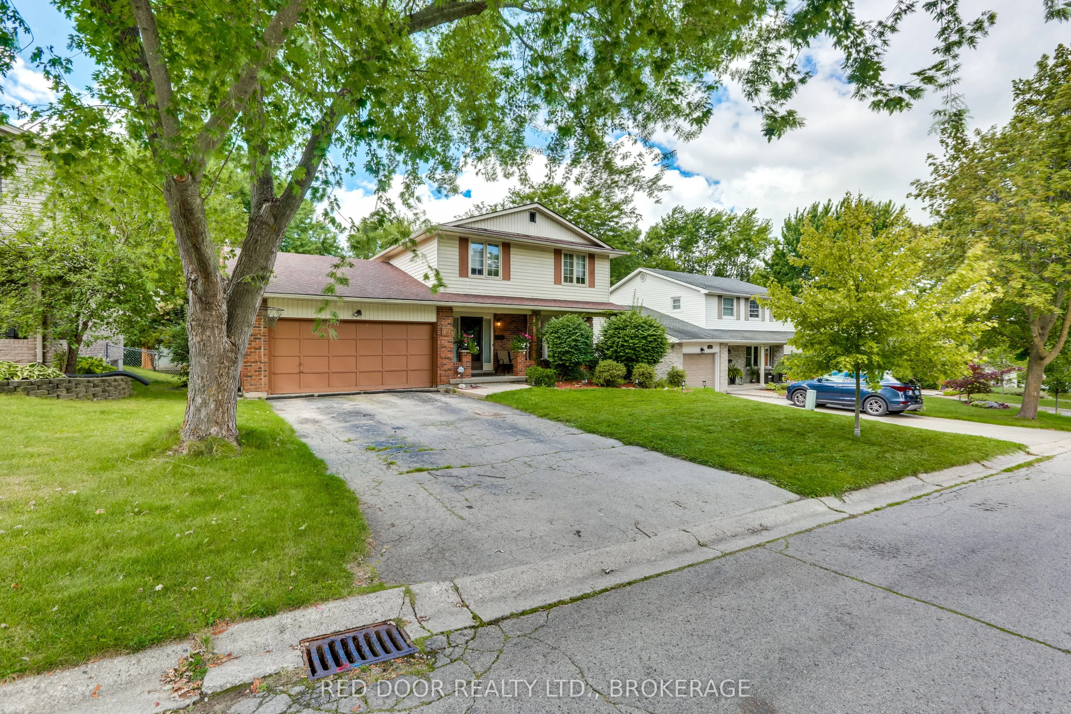 79 Greenbrier Crescent