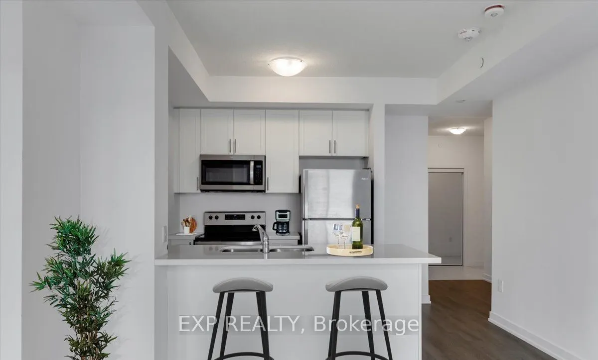 450 Dundas Street E, #405