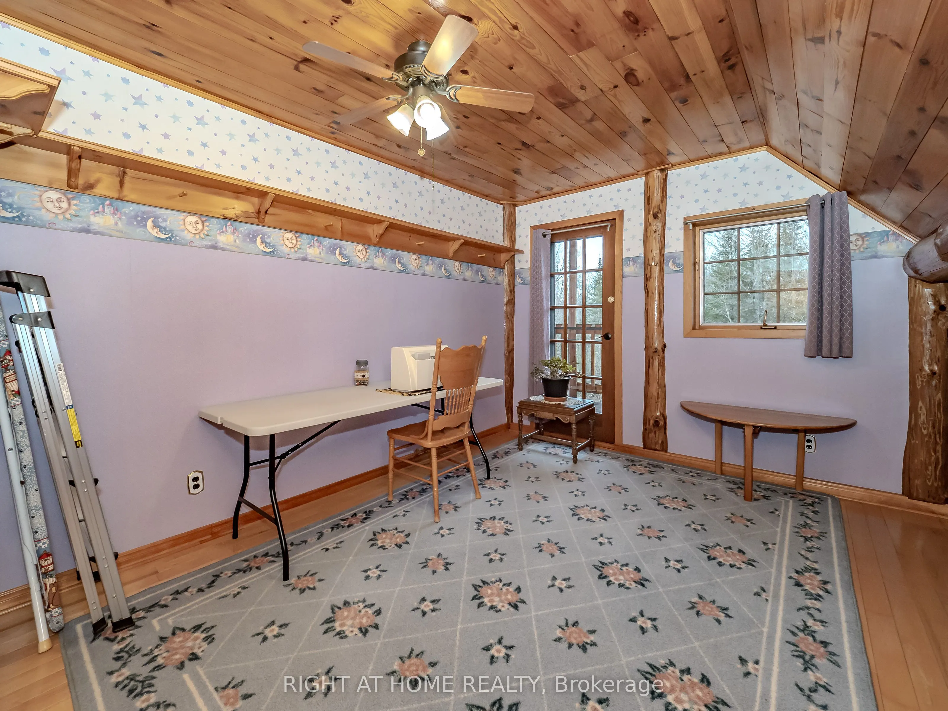 1696 Highway 118 E