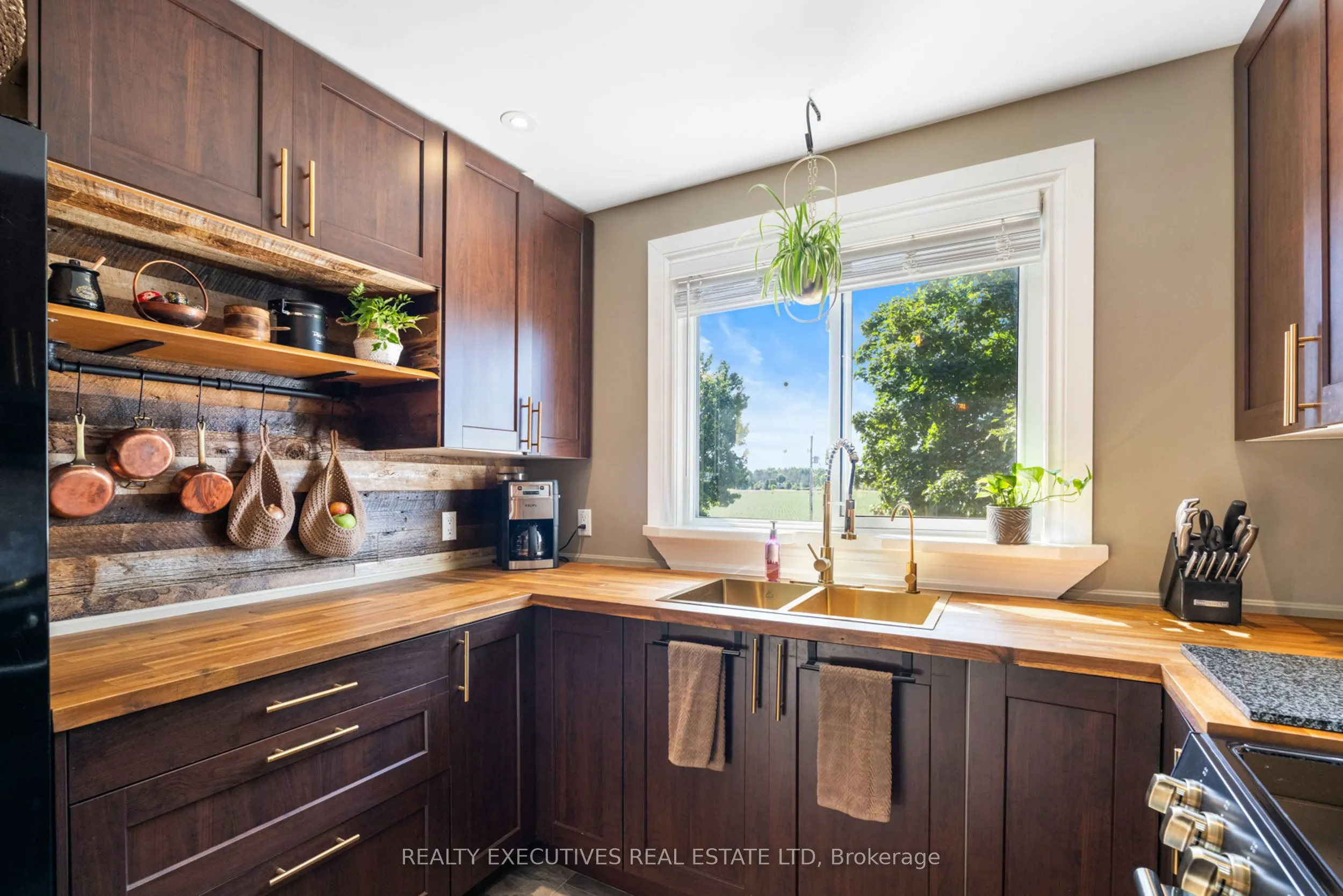 12705 Maple Ridge Road