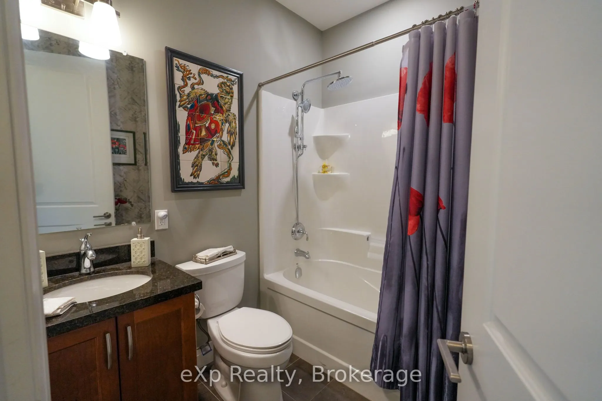 80 9th Street E, #203