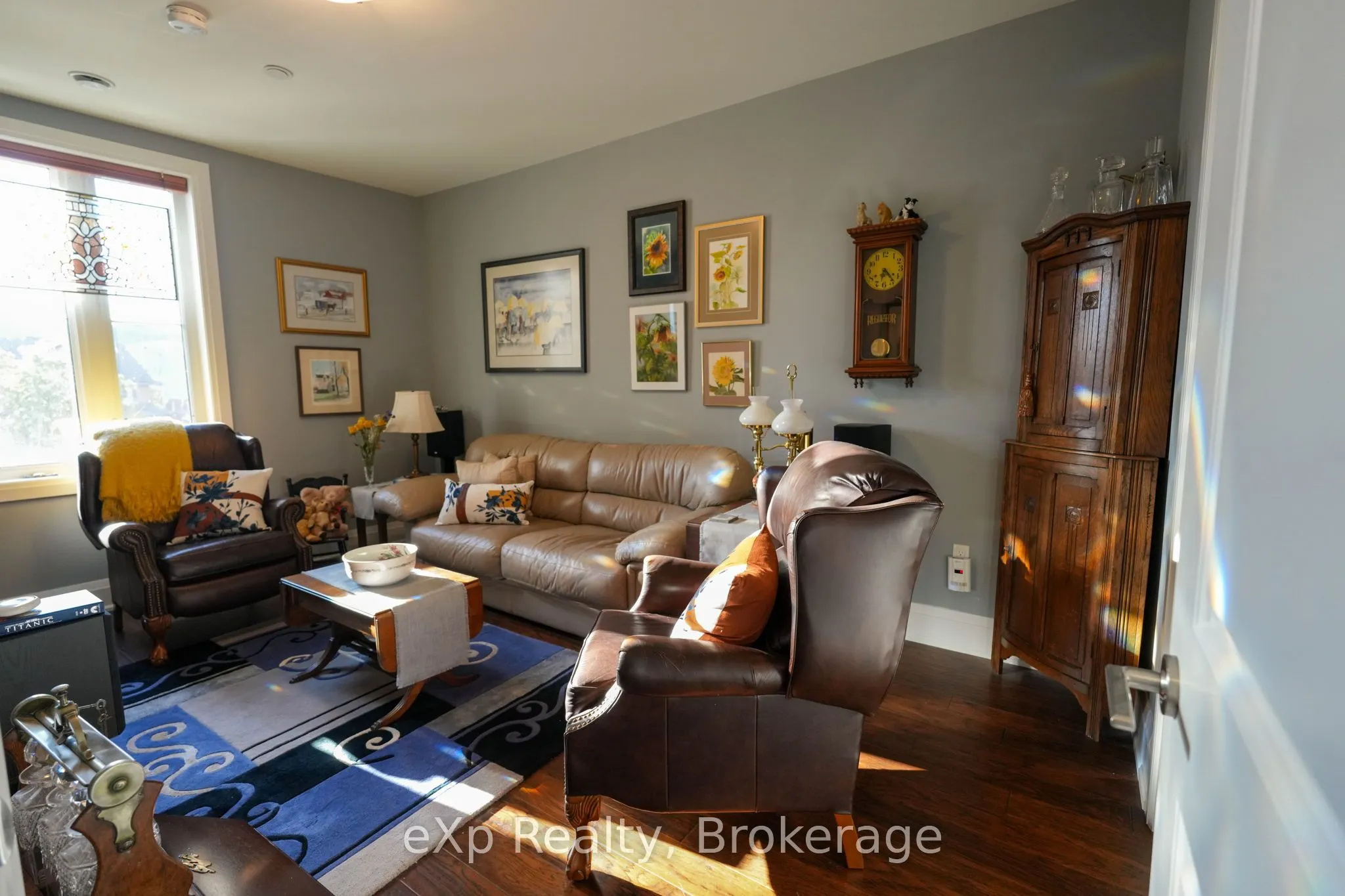 80 9th Street E, #203