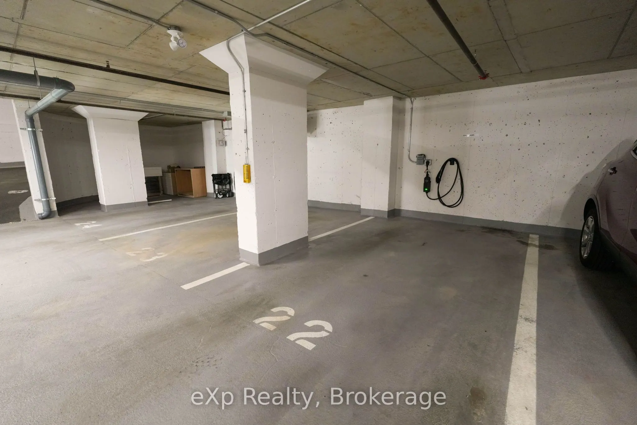 80 9th Street E, #203