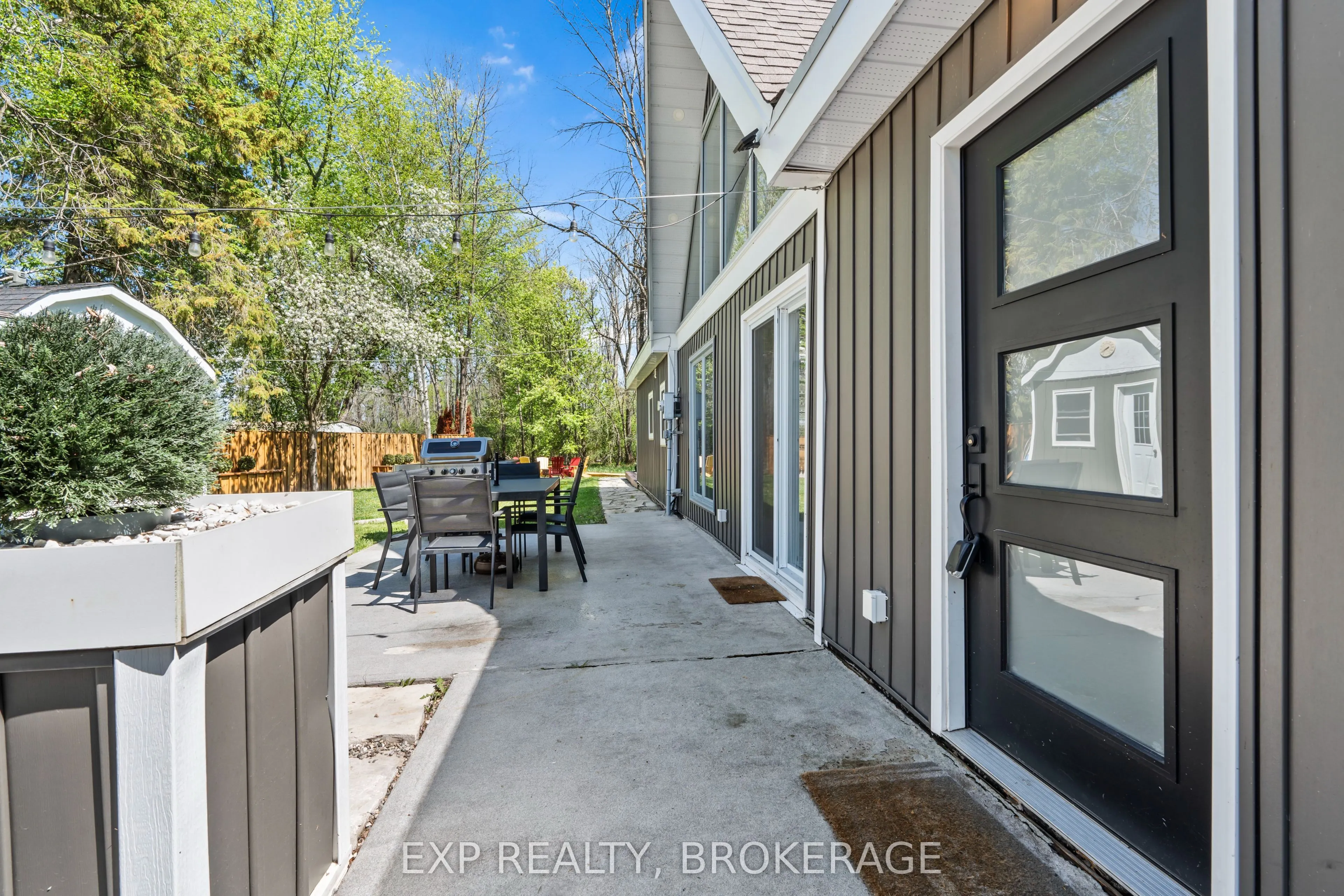 8546 COUNTY 2 Road