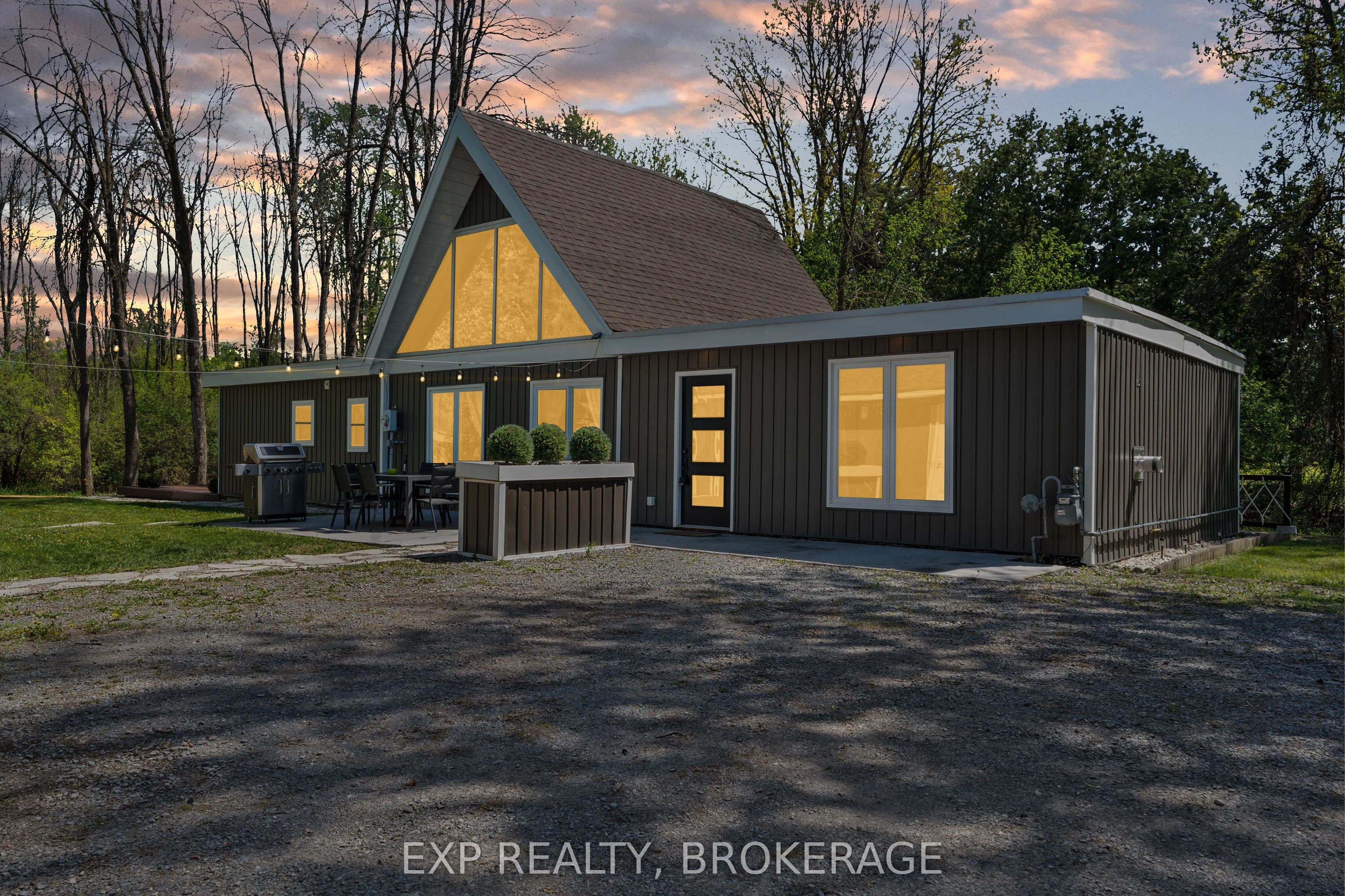 8546 COUNTY 2 Road