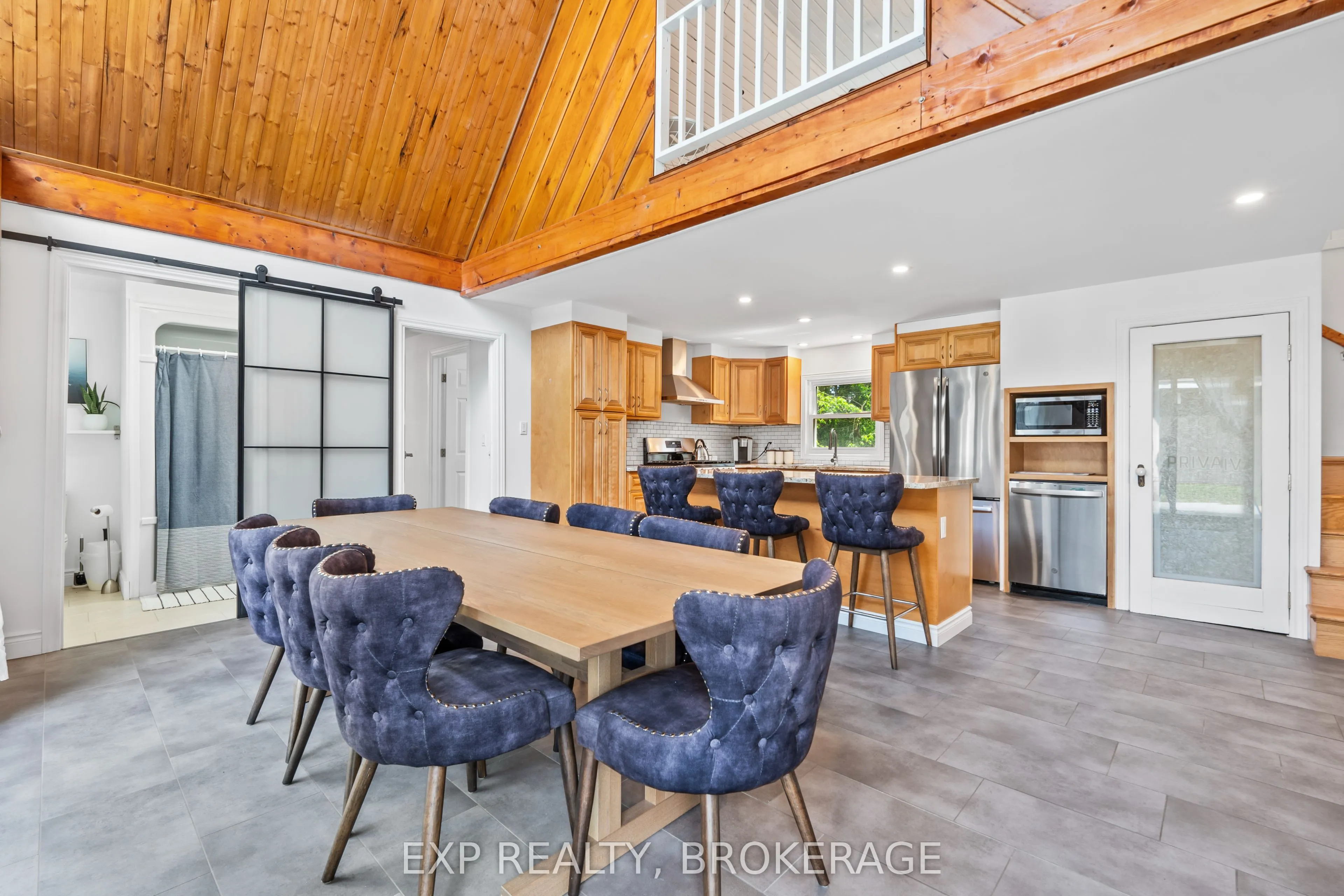 8546 COUNTY 2 Road