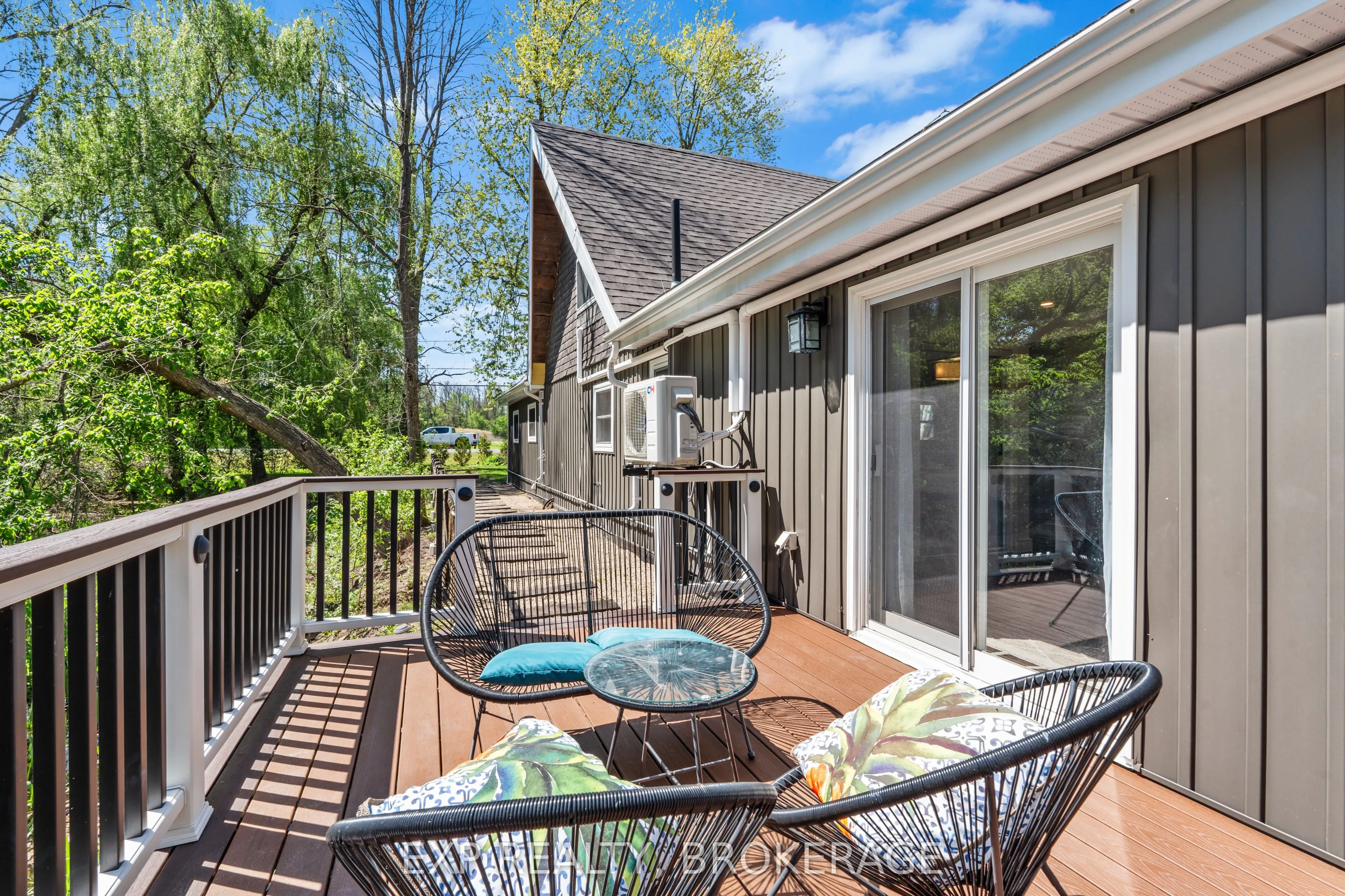 8546 COUNTY 2 Road