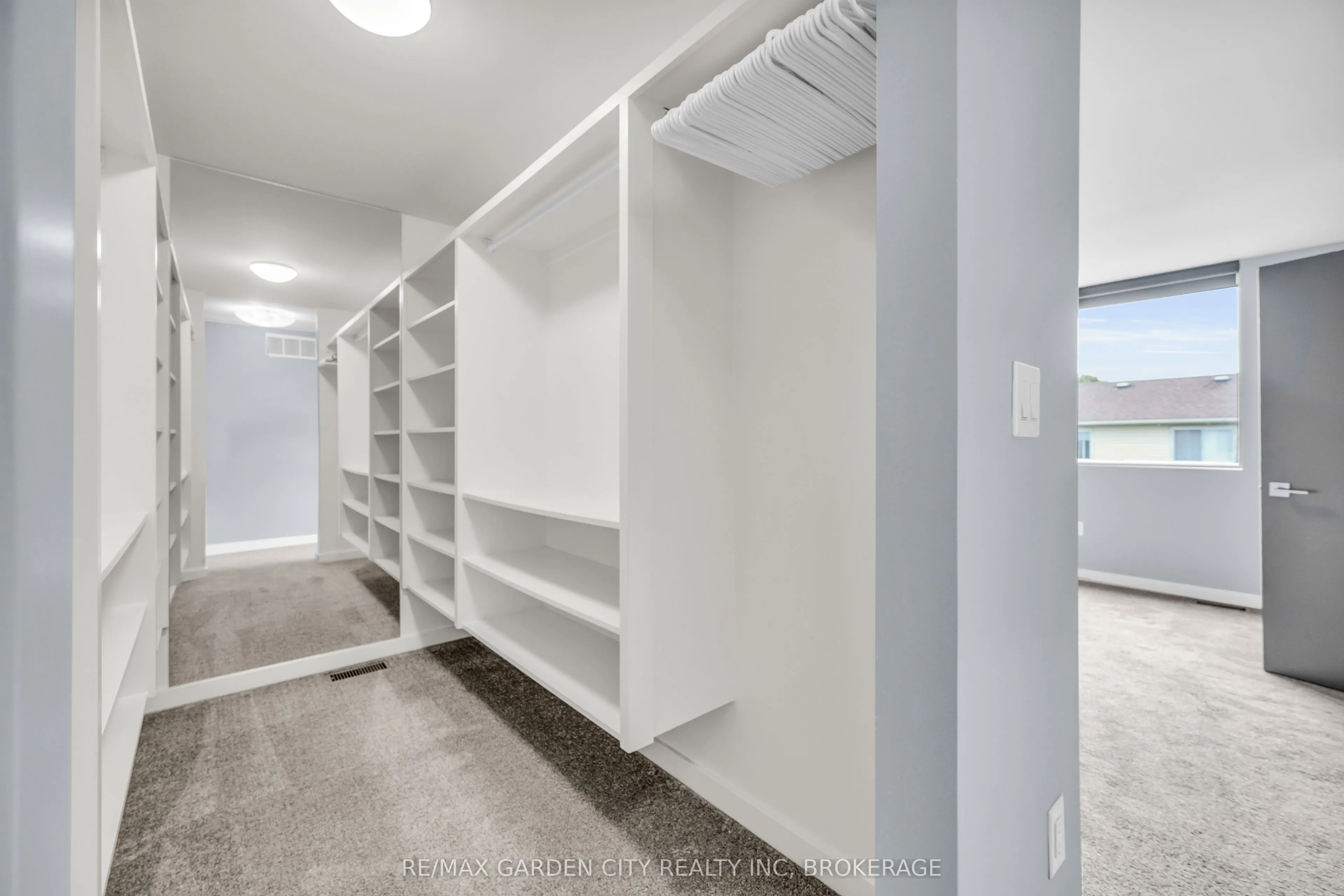 12 1/2 BEAMER Court