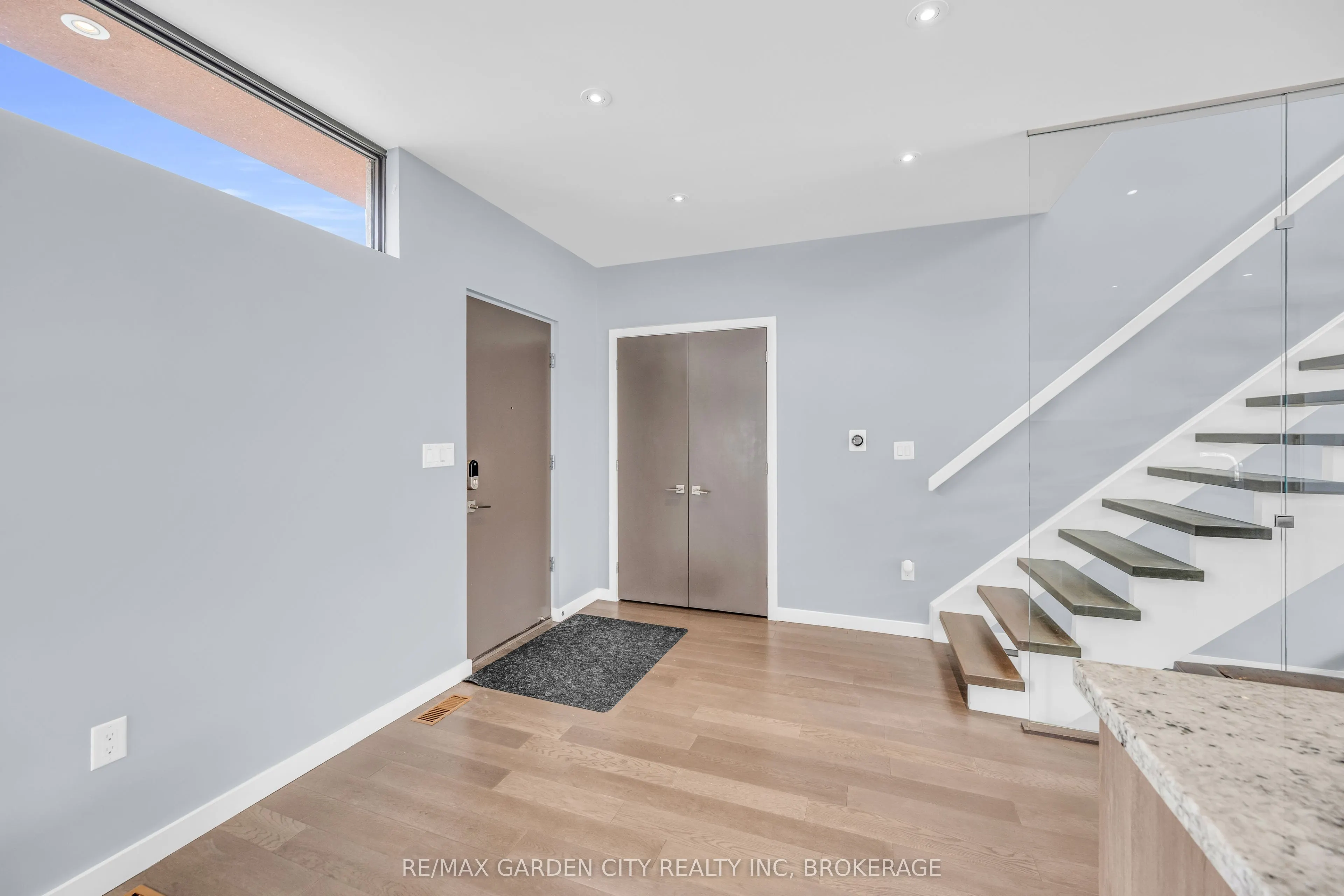 12 1/2 BEAMER Court