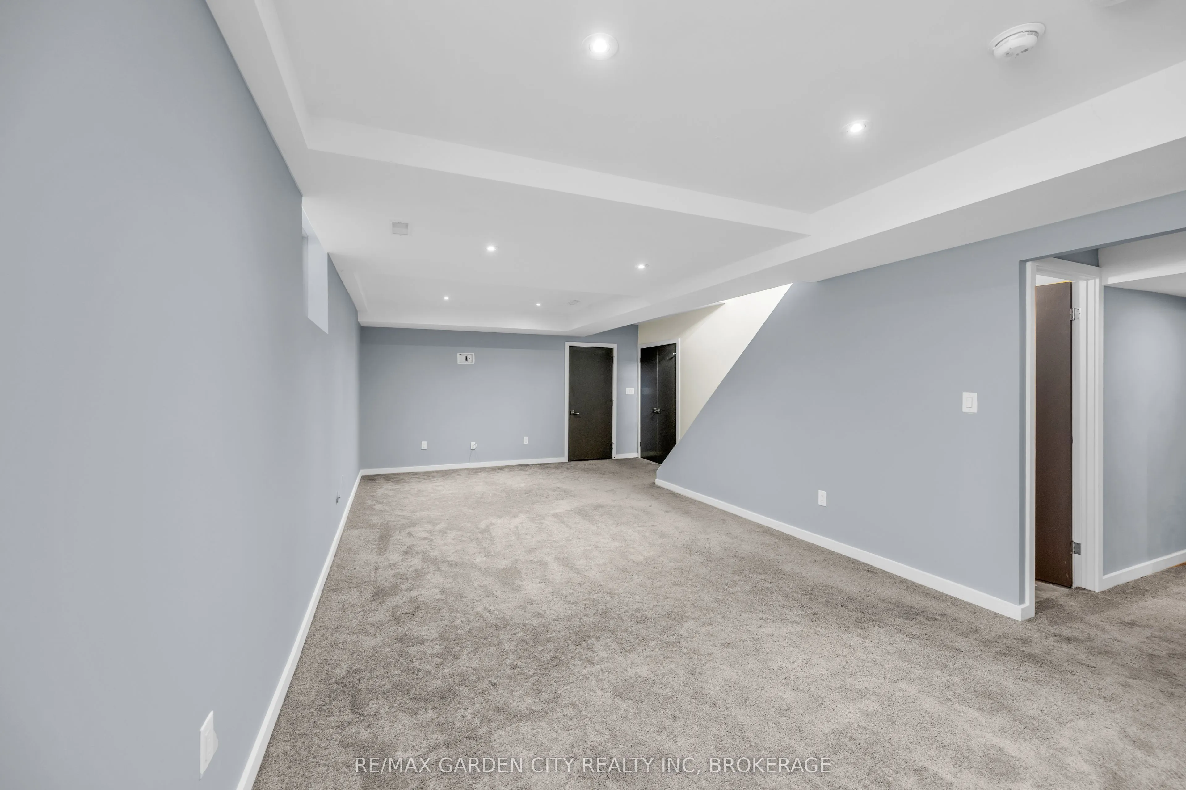 12 1/2 BEAMER Court