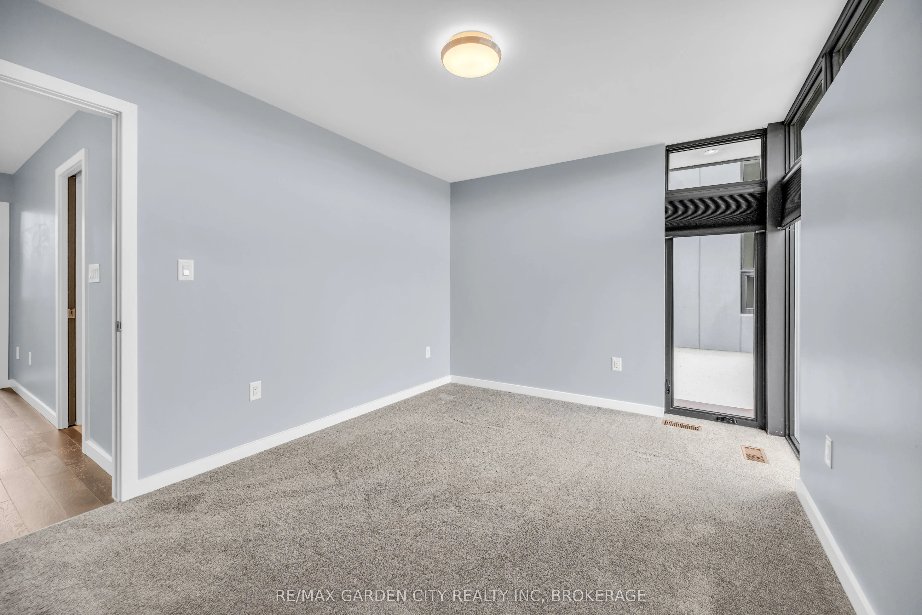 12 1/2 BEAMER Court